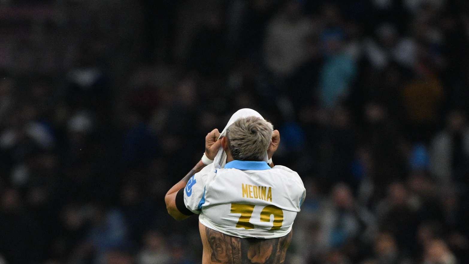 The silliest prank in football history: Argentine defender faces jail and expulsion from his club  
