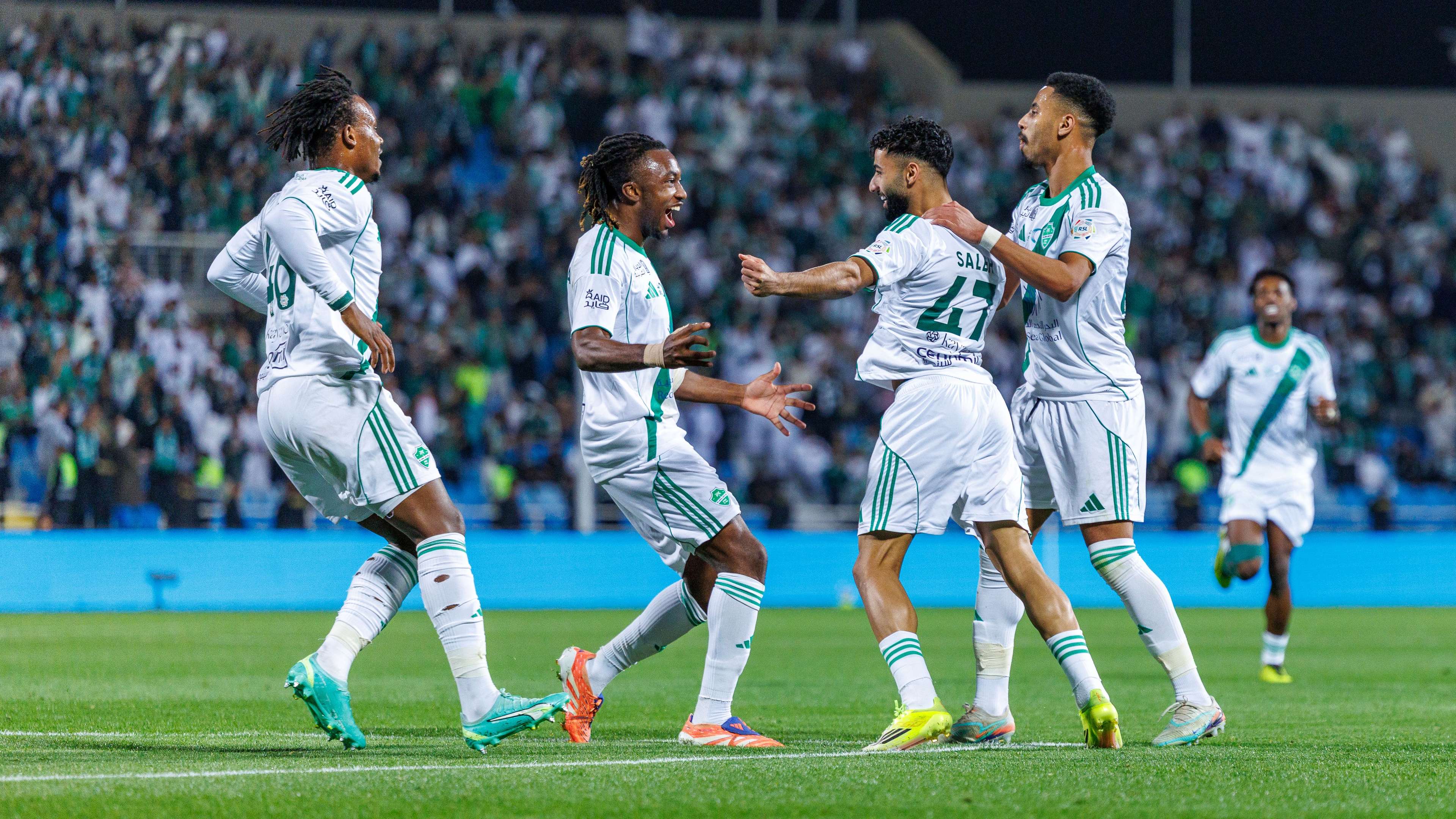 A surprise at Al Ahly… Update on Abu Al-Shamat and Ibáñez’s availability for the Al-Fayha match  