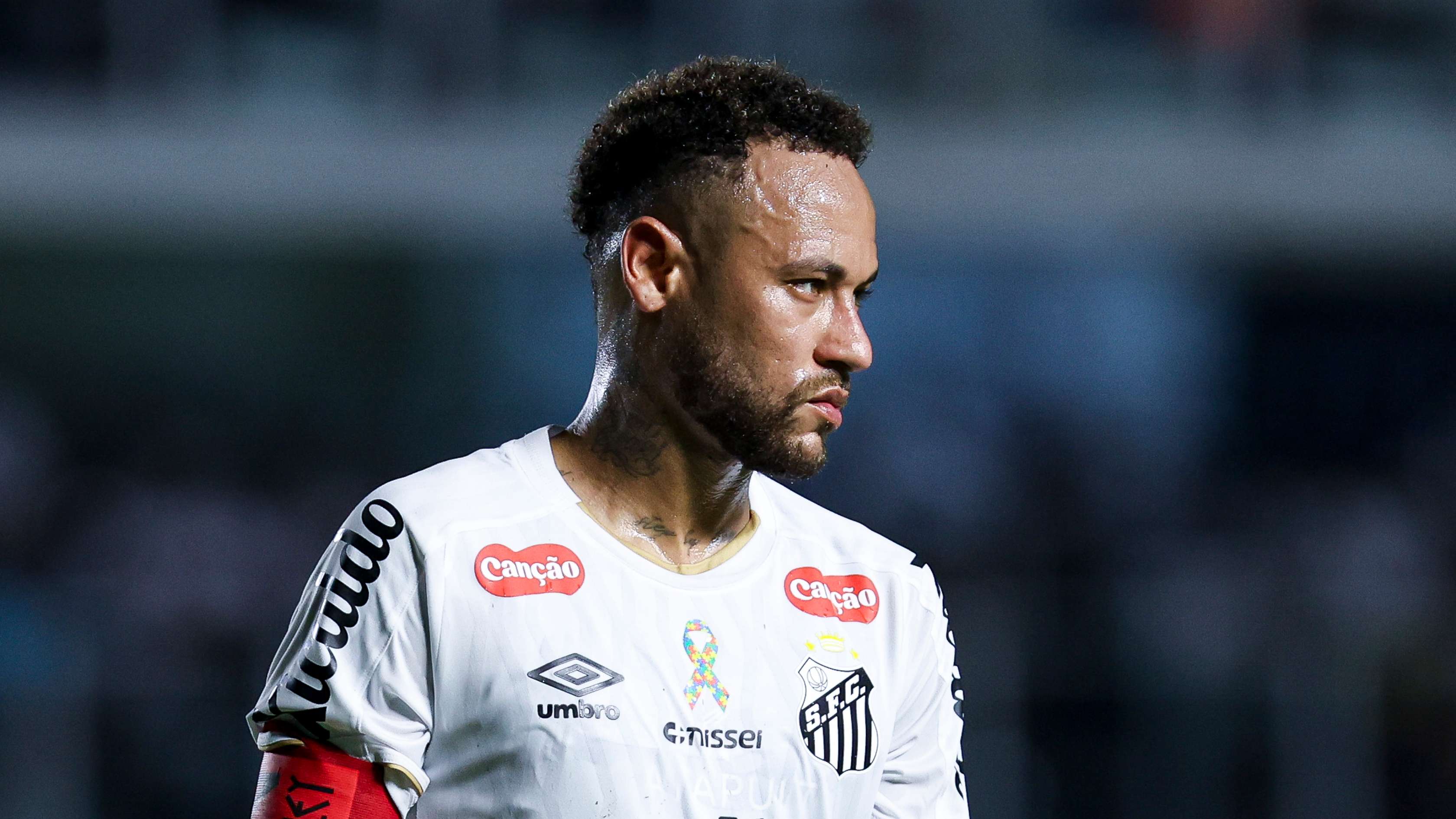 Ex-Brazil star suggests Neymar 'doesn't want to go to the World Cup'  