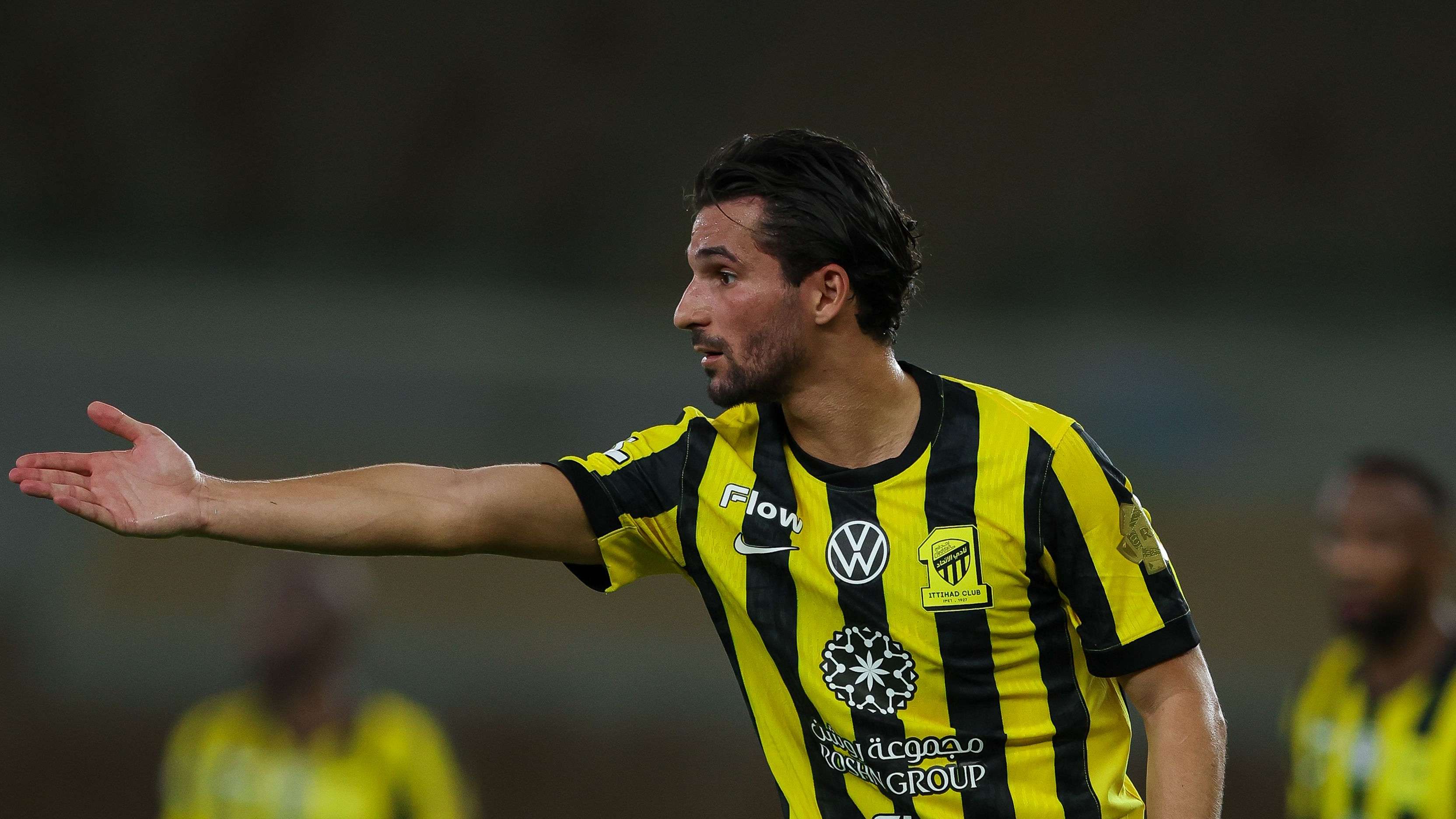Video: Hossam Awar ends Al-Hilal’s curse
In a thrilling clash that captured the attention of fans across the Arab world, Algerian playmaker Hossam Awar finally silenced Al-Hilal’s  