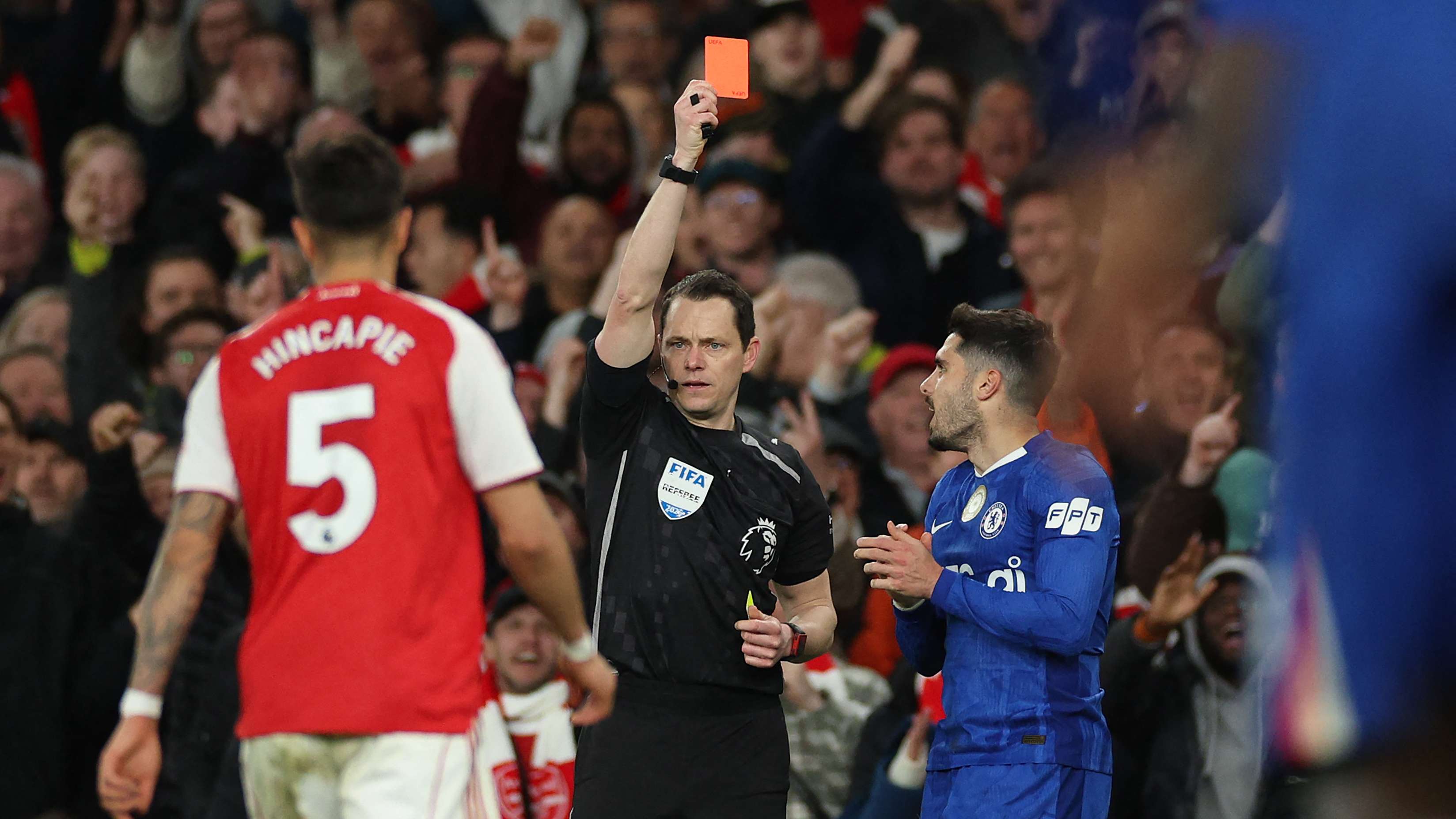Chelsea ‘deserve another red card’ for brutal Arsenal jibe  