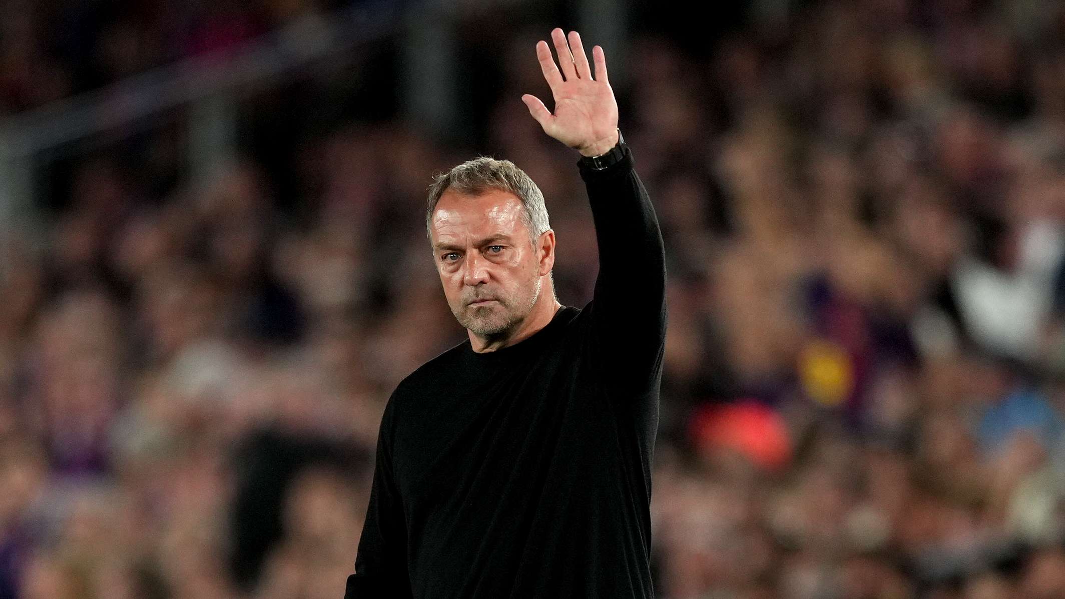 Official: Flick signs contract extension at Barca  