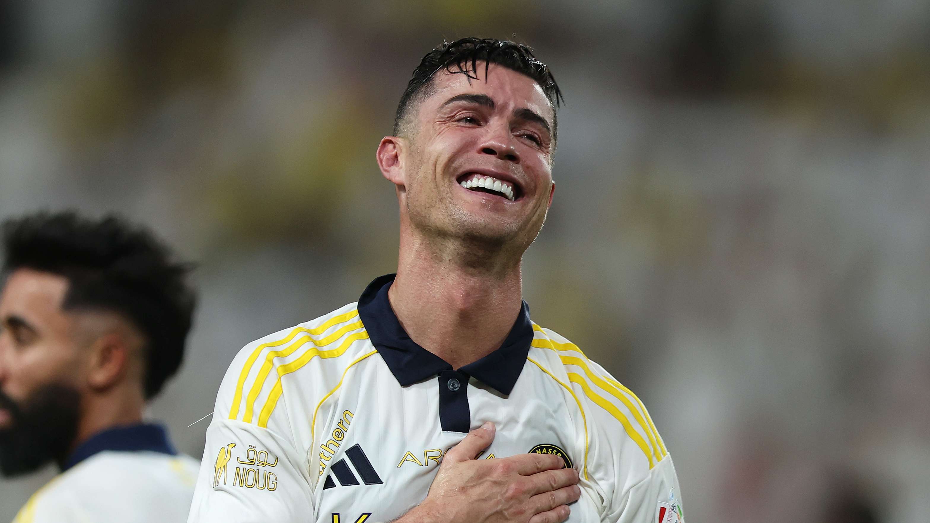 🎥 | CR7 breaks down in tears before leading Al-Nassr drum title celebration  