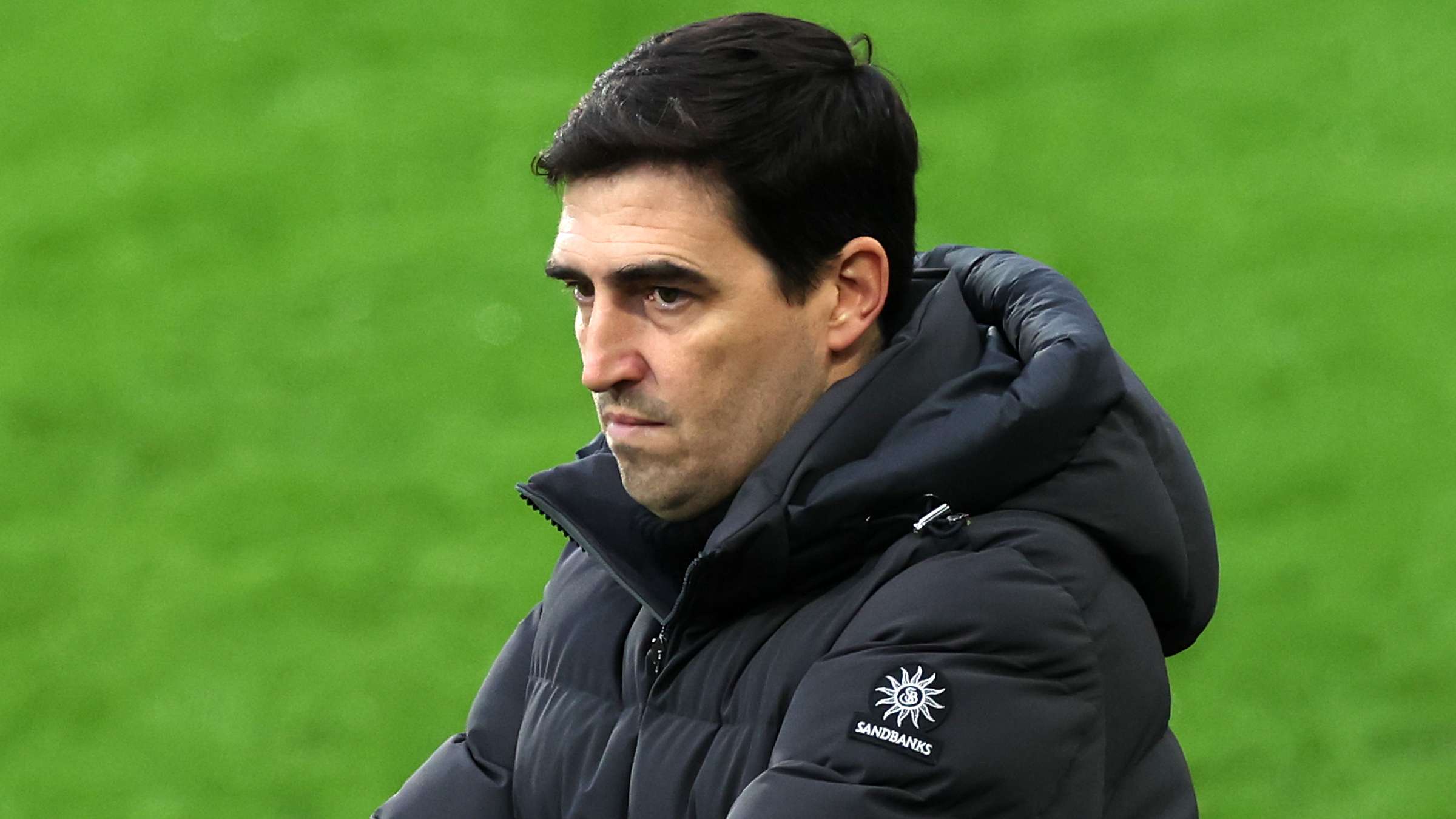 Iraola over Alonso?! Carragher delivers ‘worrying’ assessment  