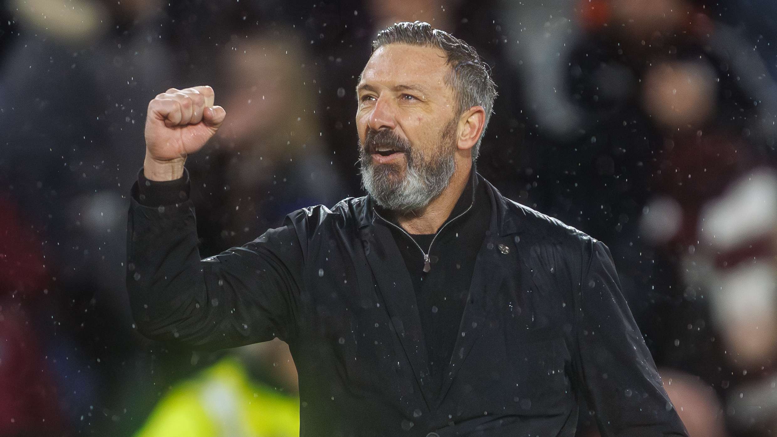 Rangers snap up Hearts manager McInnes to replace Rohl  