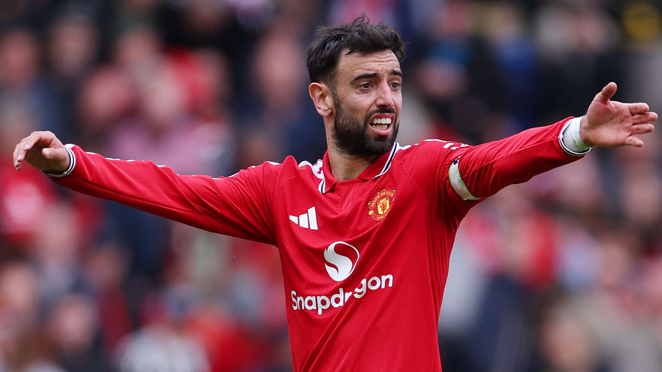 'Rest of your team is rubbish!' - Man Utd roasted over Bruno's POTY win  