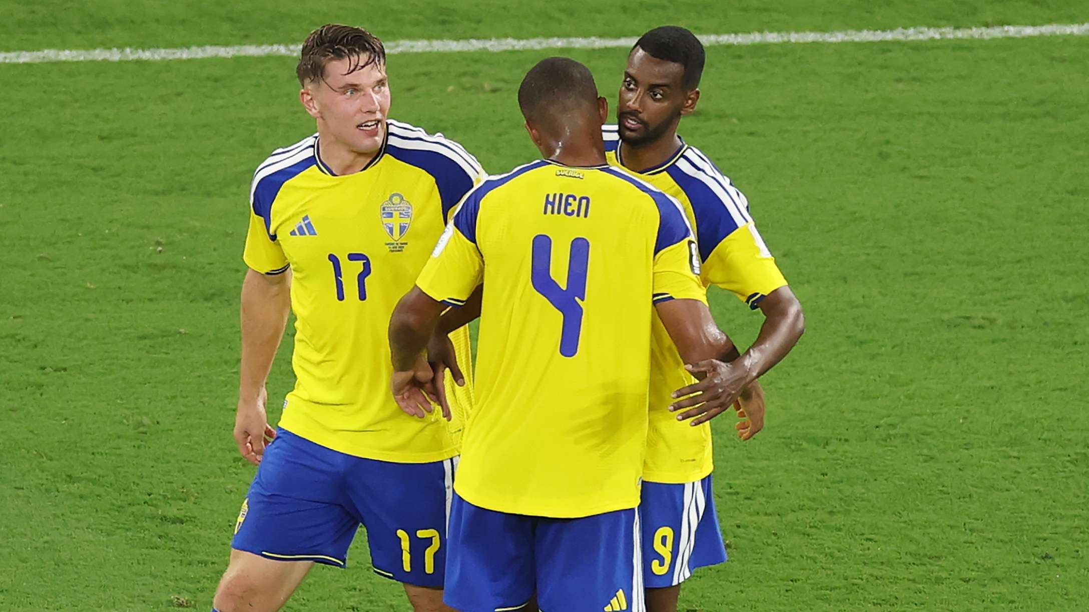 Isak & Gyokeres among the goals as Sweden thrash Tunisia  