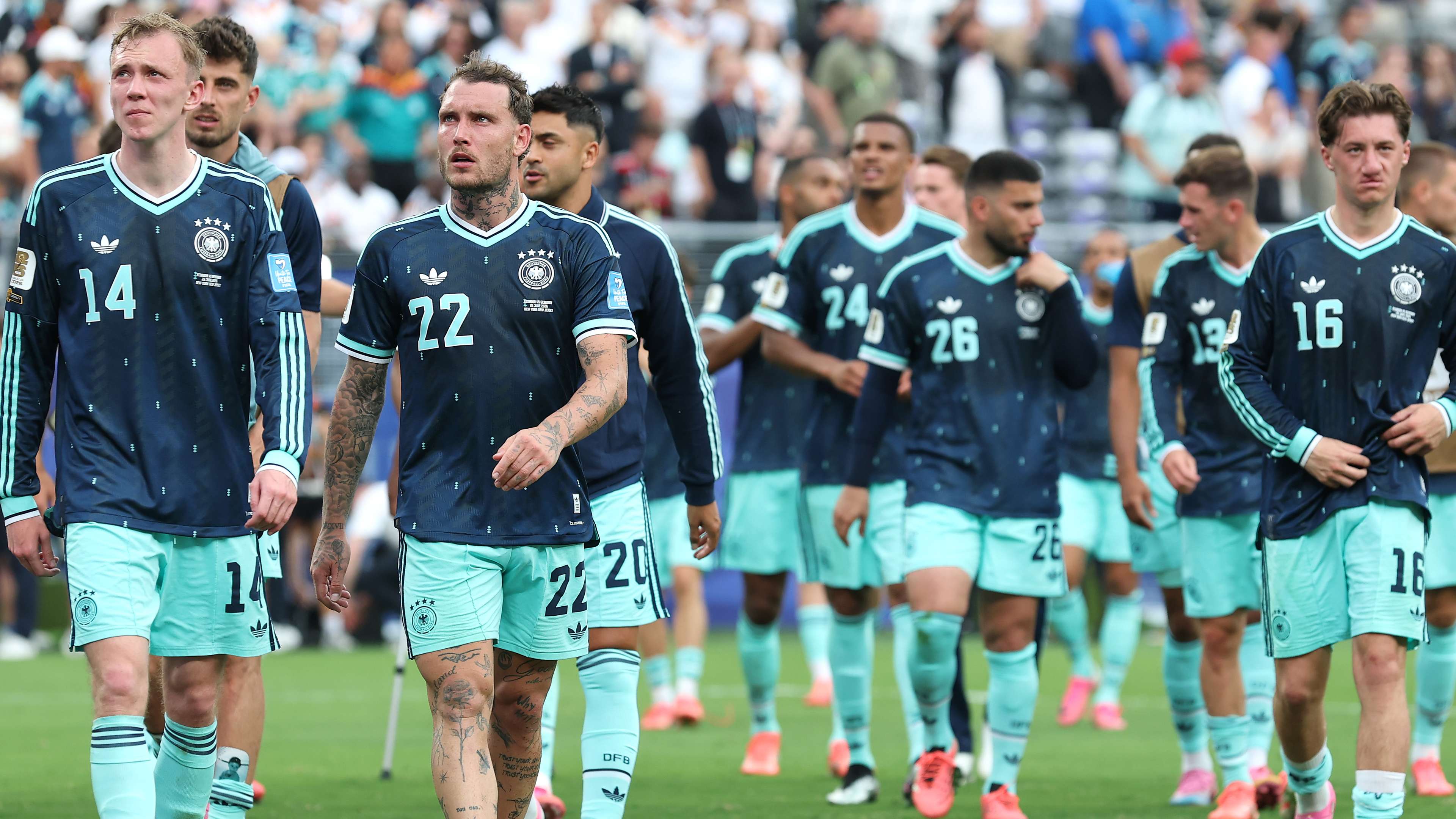 Kroos takes aim at Germany squad and warns of World Cup exit  
