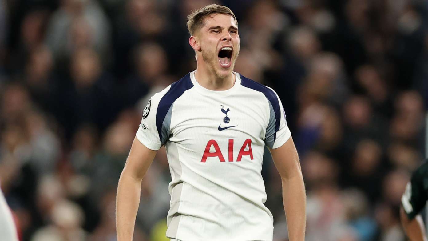 Van de Ven hails Spurs' 'new ambition' on transfers & 'passionate' De Zerbi  