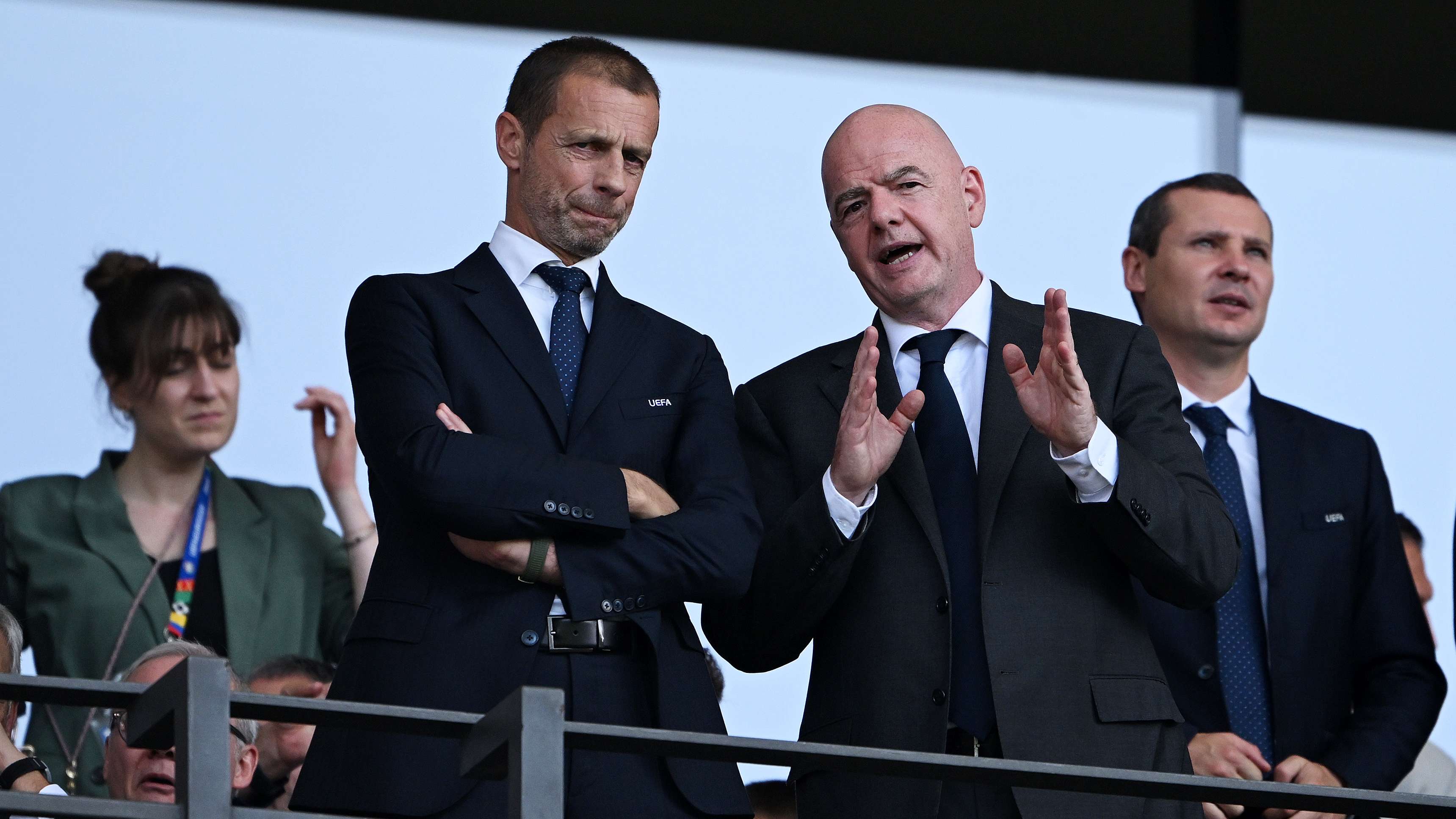 A stunning surprise: FIFA wants to sell the World Cup and UEFA responds with a fiery statement  