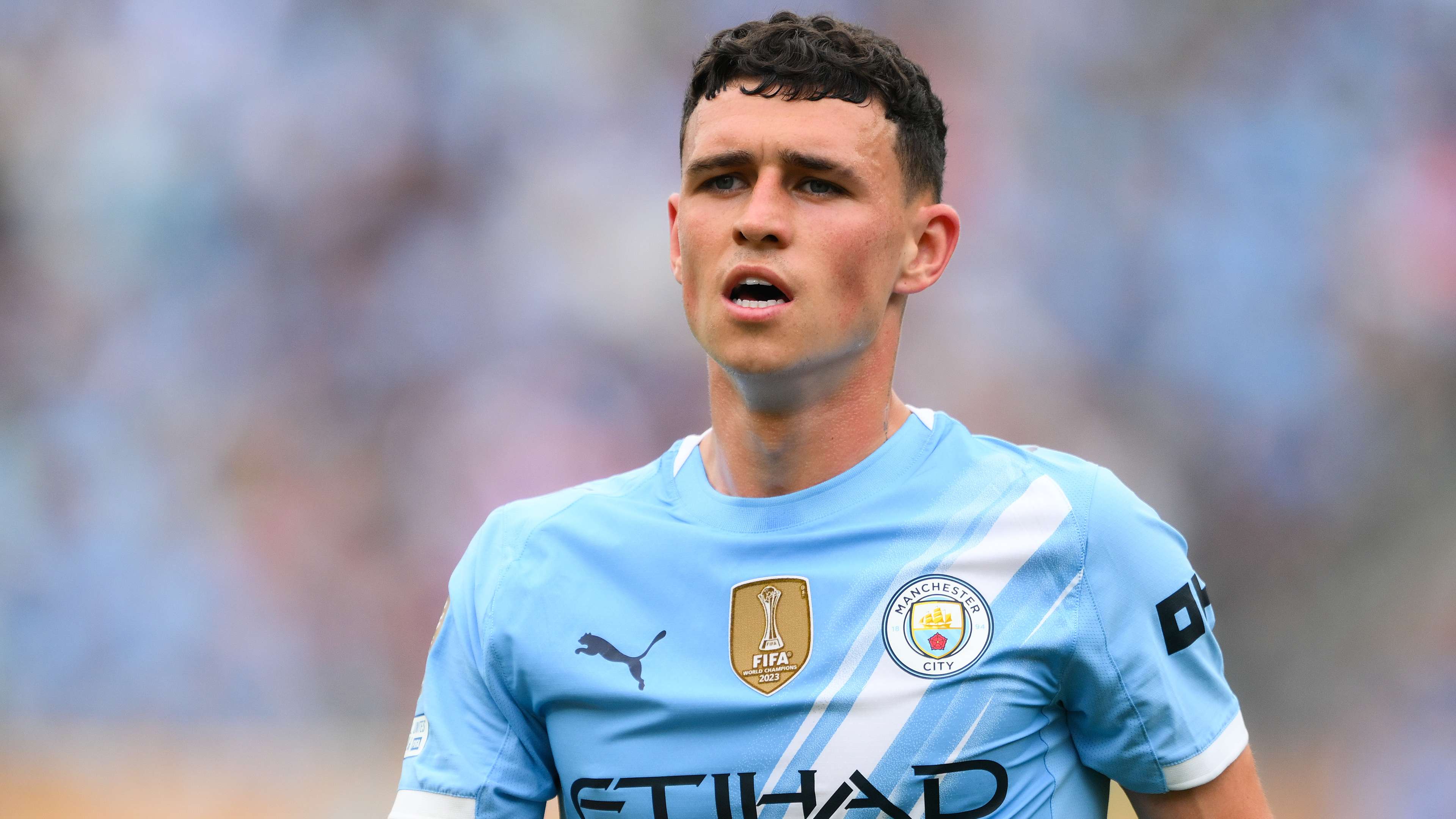 Man City announce new contract for Foden  