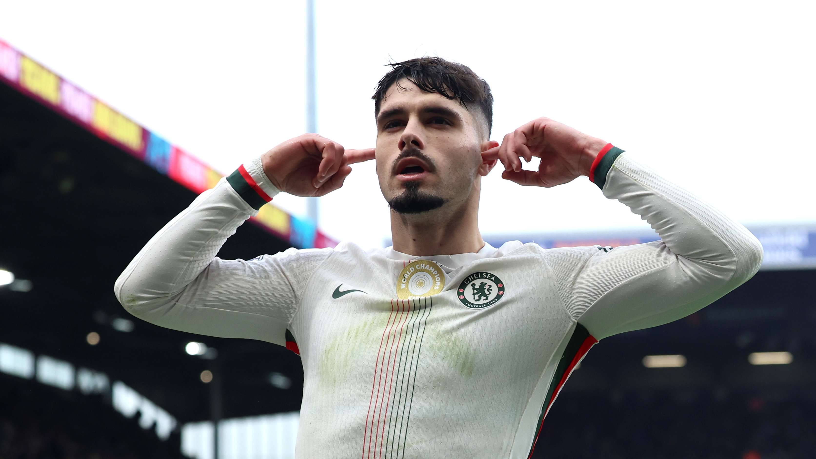 Neto’s asking price impacted by Barcola & Diomande as City & Liverpool warned  