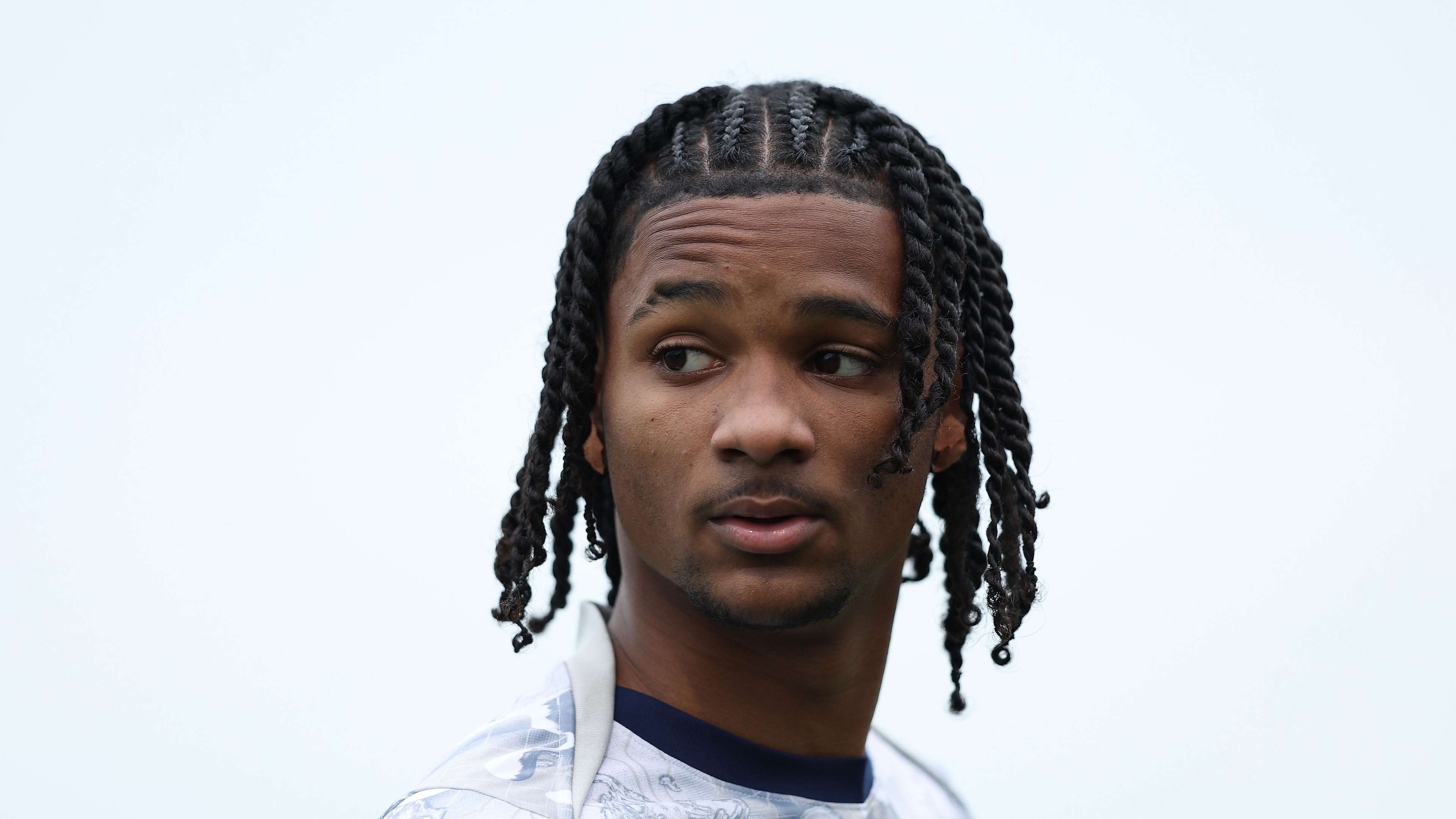 Man Utd confirm signing of 'exciting' Tottenham winger in £8m transfer  