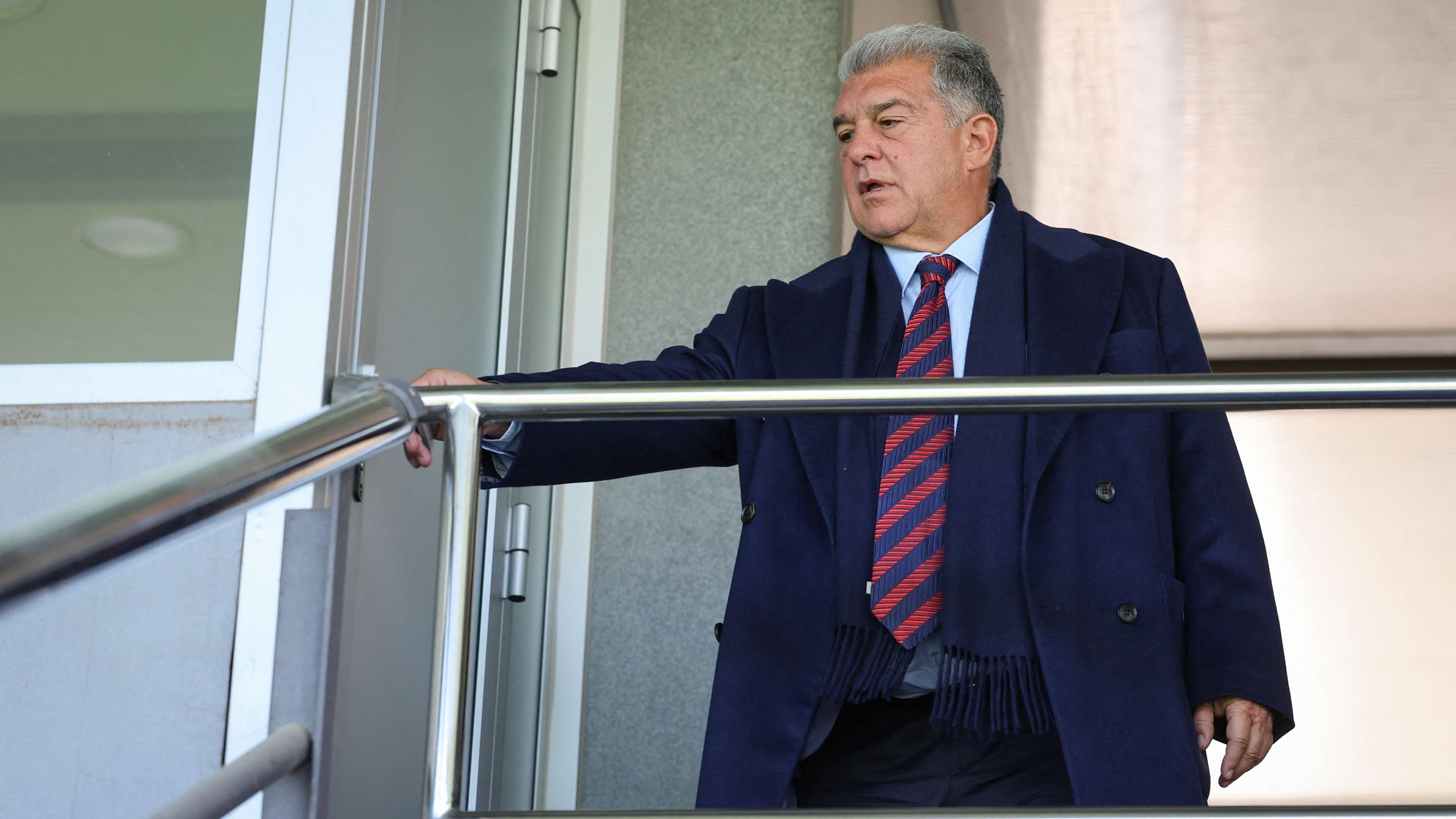 Rejecting the astronomical price: Barcelona shelve the attacking deal  