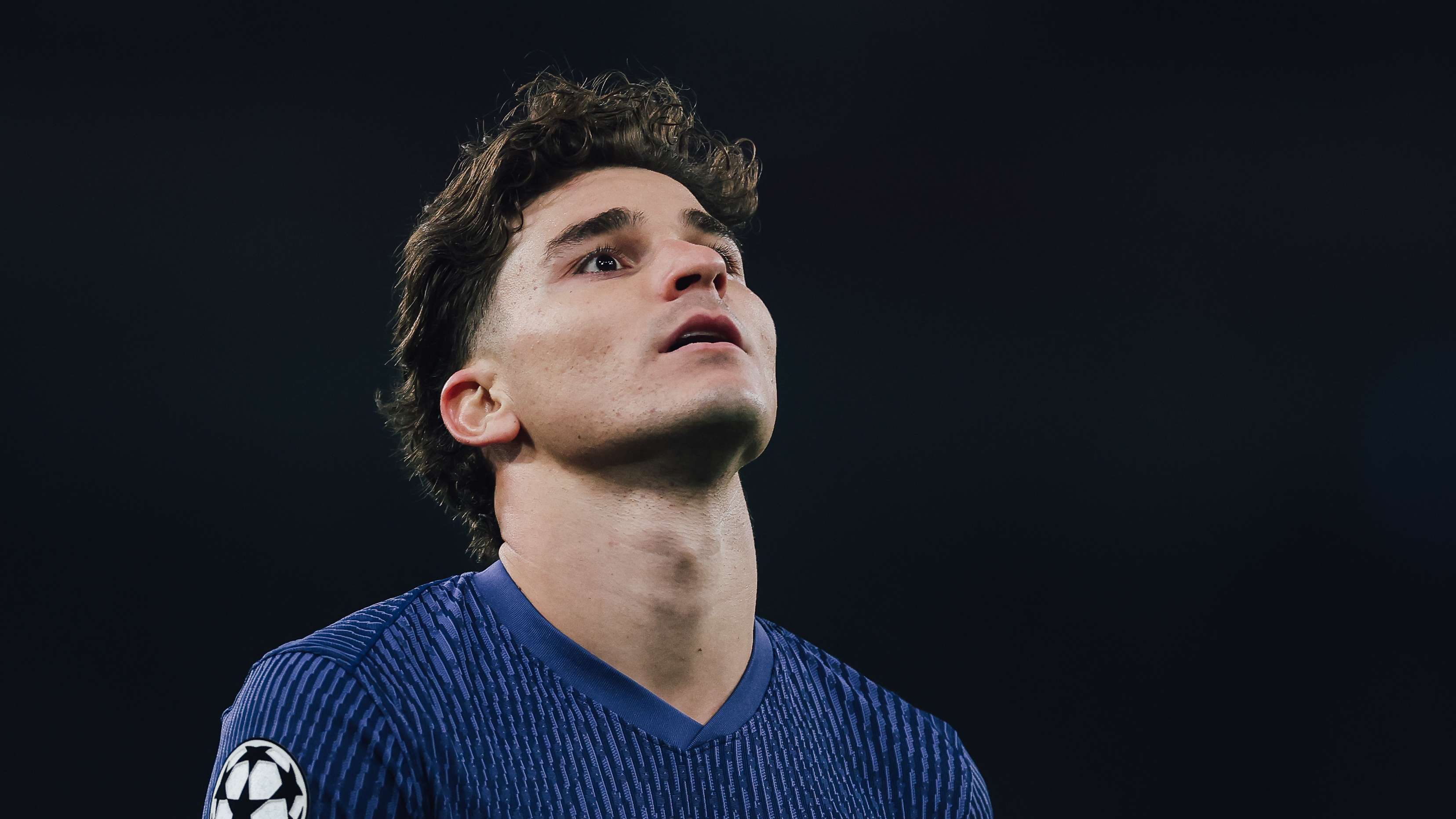 Looking for alternatives: Barcelona's patience runs out over Álvarez  