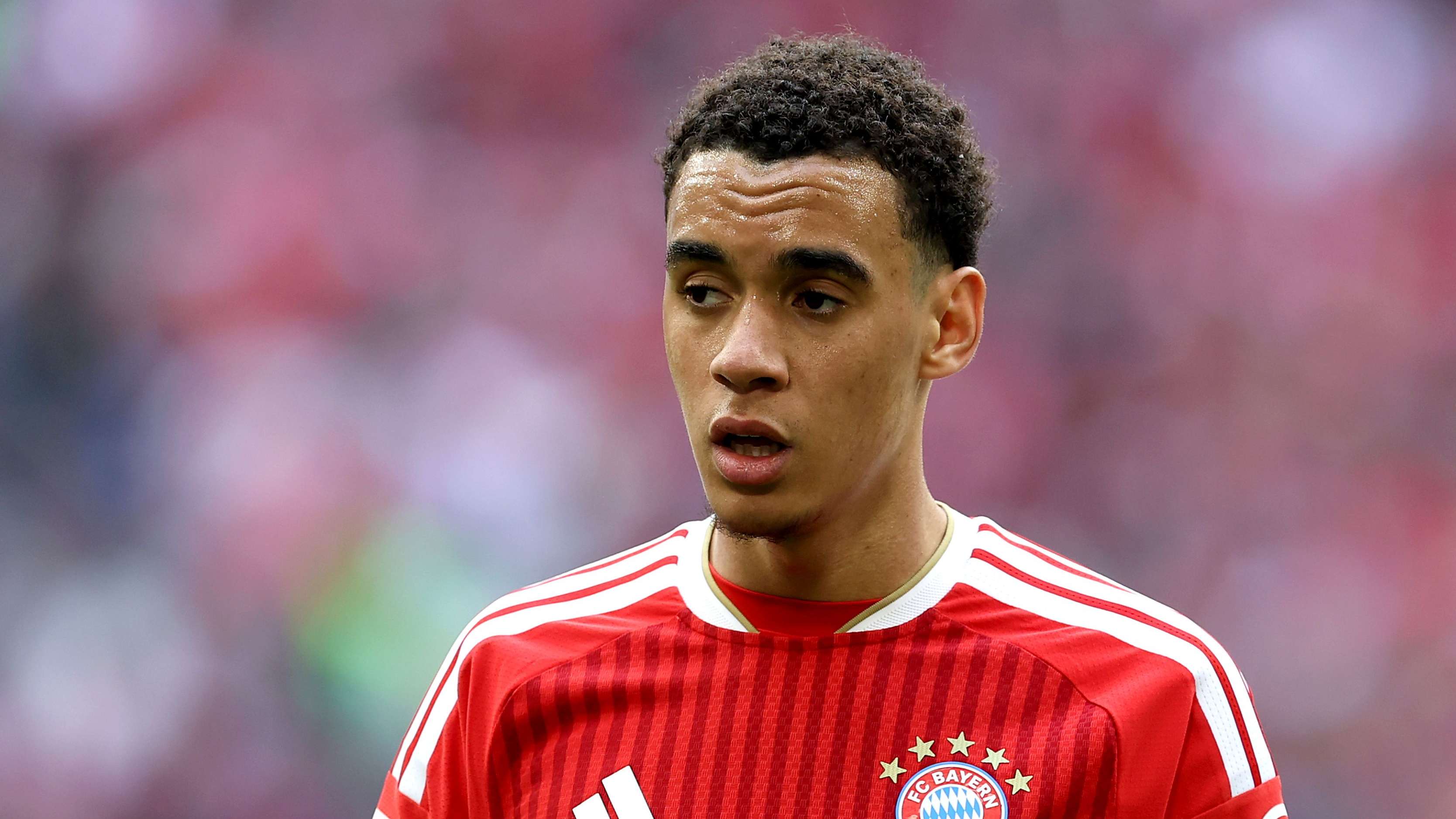 Bayern legend sends 'no more excuses' warning to Musiala  