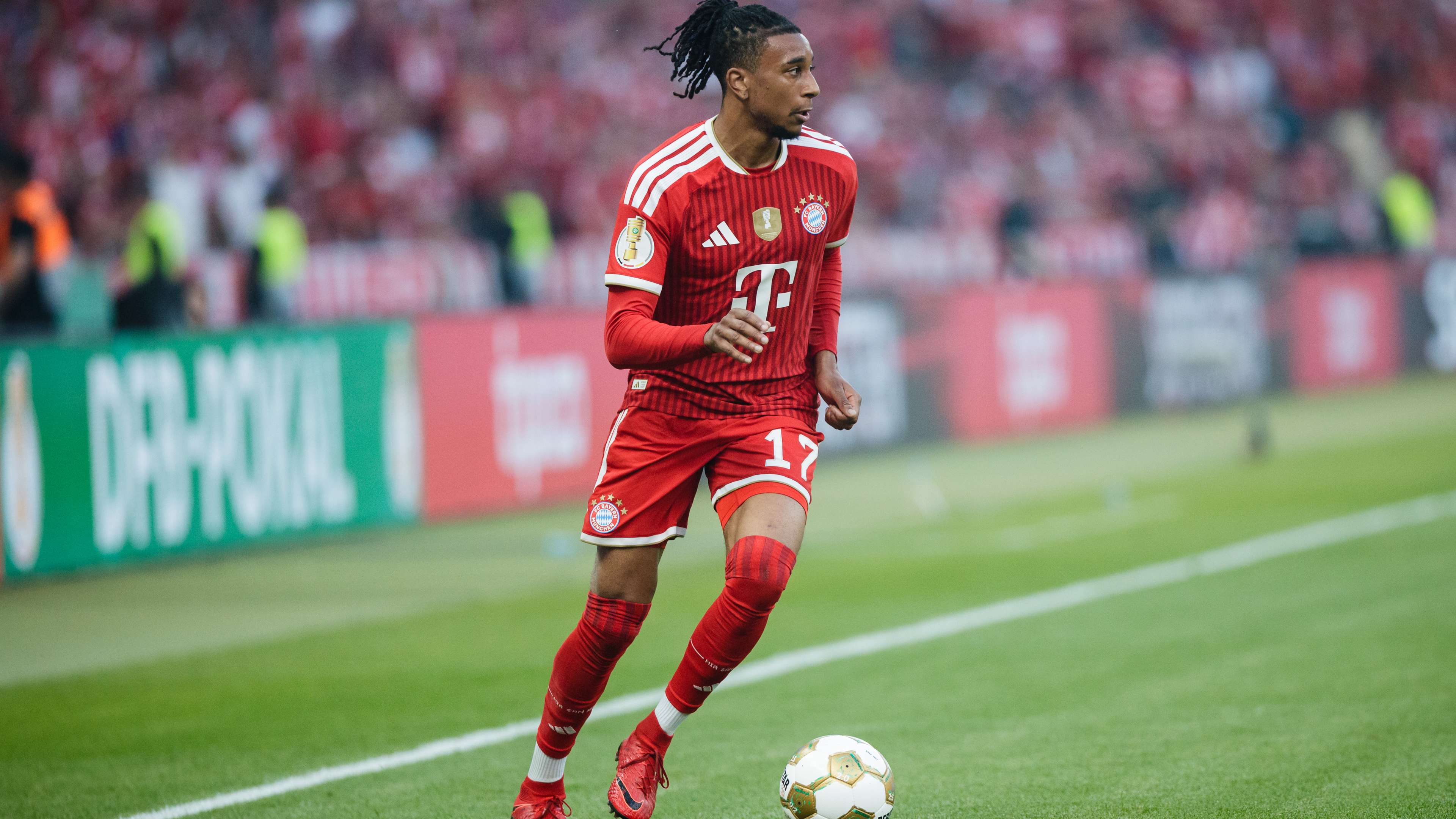 Is Real Madrid the reason? Olise prepares to leave his home in Munich  
