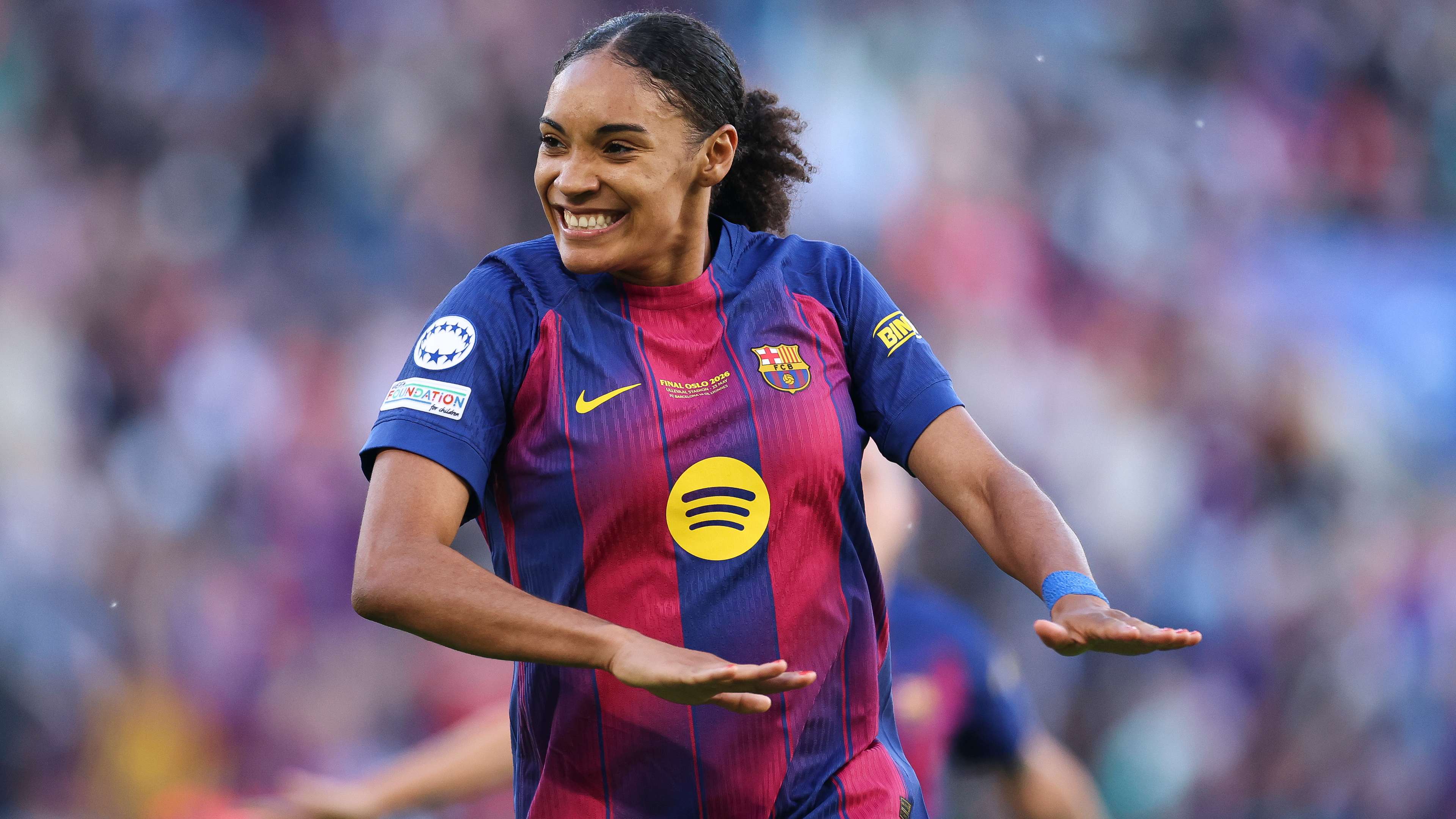 Paralluelo completes blockbuster transfer to Lyonnes after Barcelona exit  