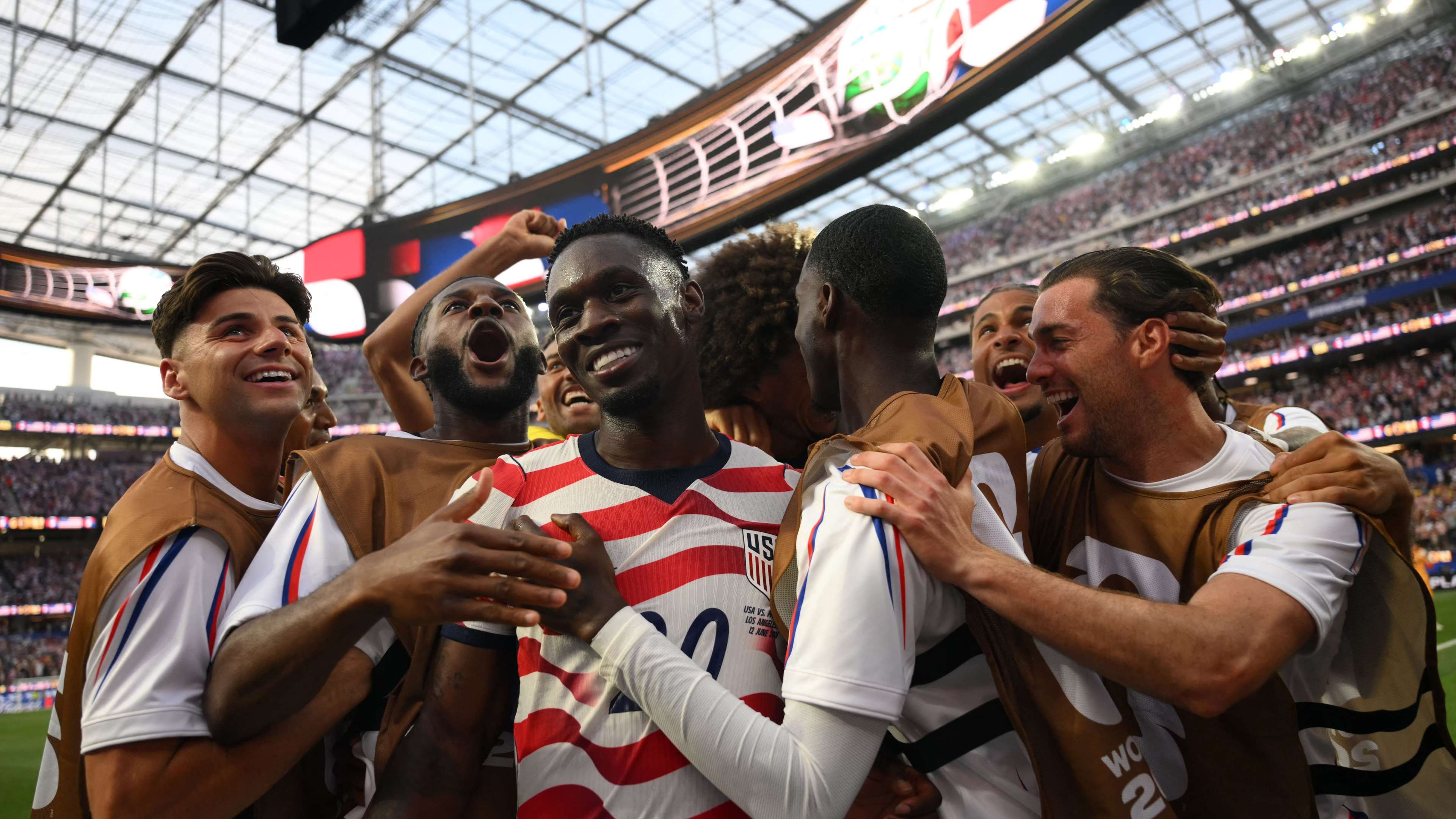 'Just feels right' - USMNT boosted by Balogun decision  