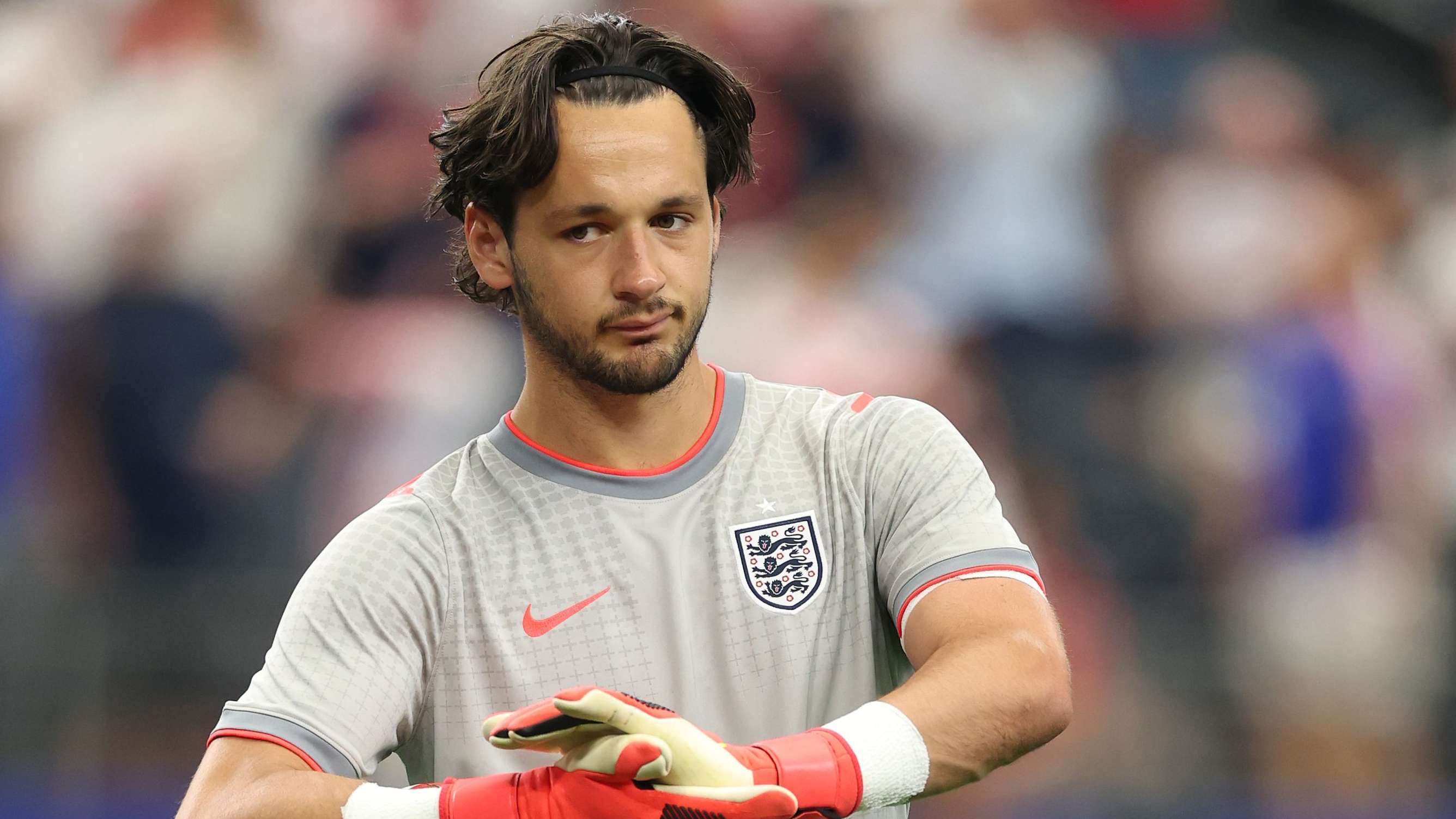 Newcastle cool Trafford pursuit as Man City set price  