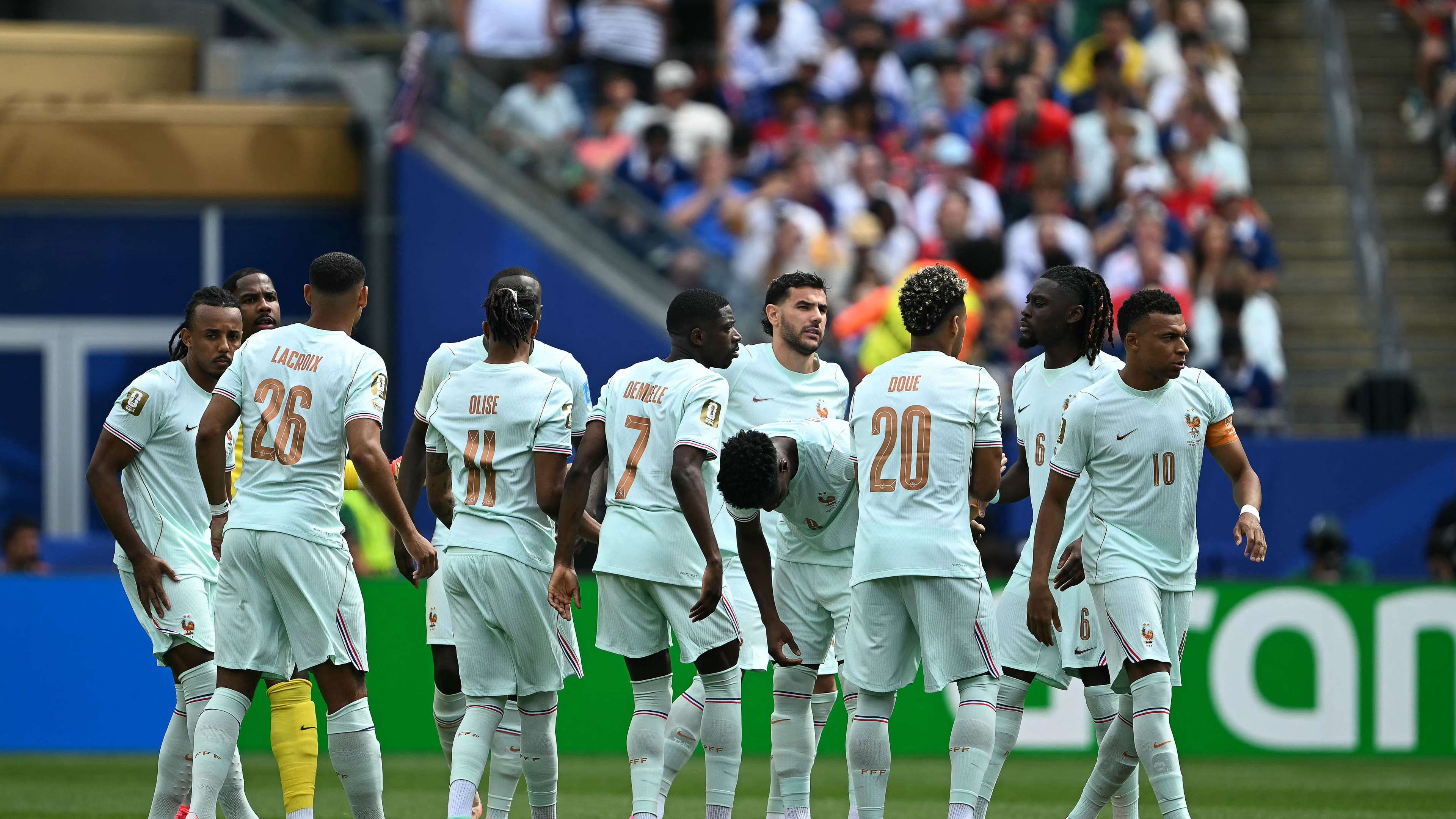Manchester United beat Premier League giants to the signing of France's World Cup star  