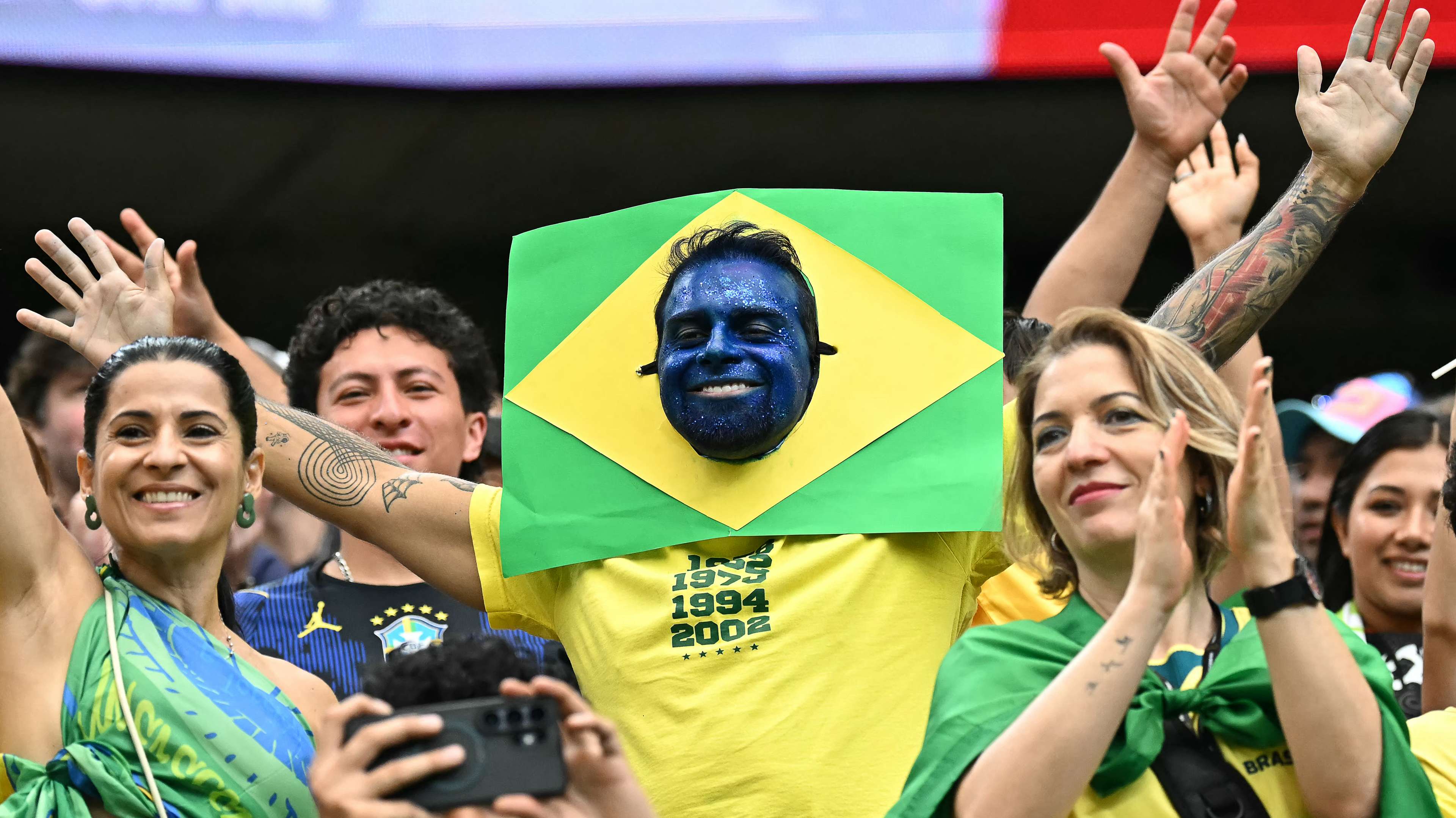 'Big high five, we've got 5 World Cups': Brazil fans troll Argentina  
