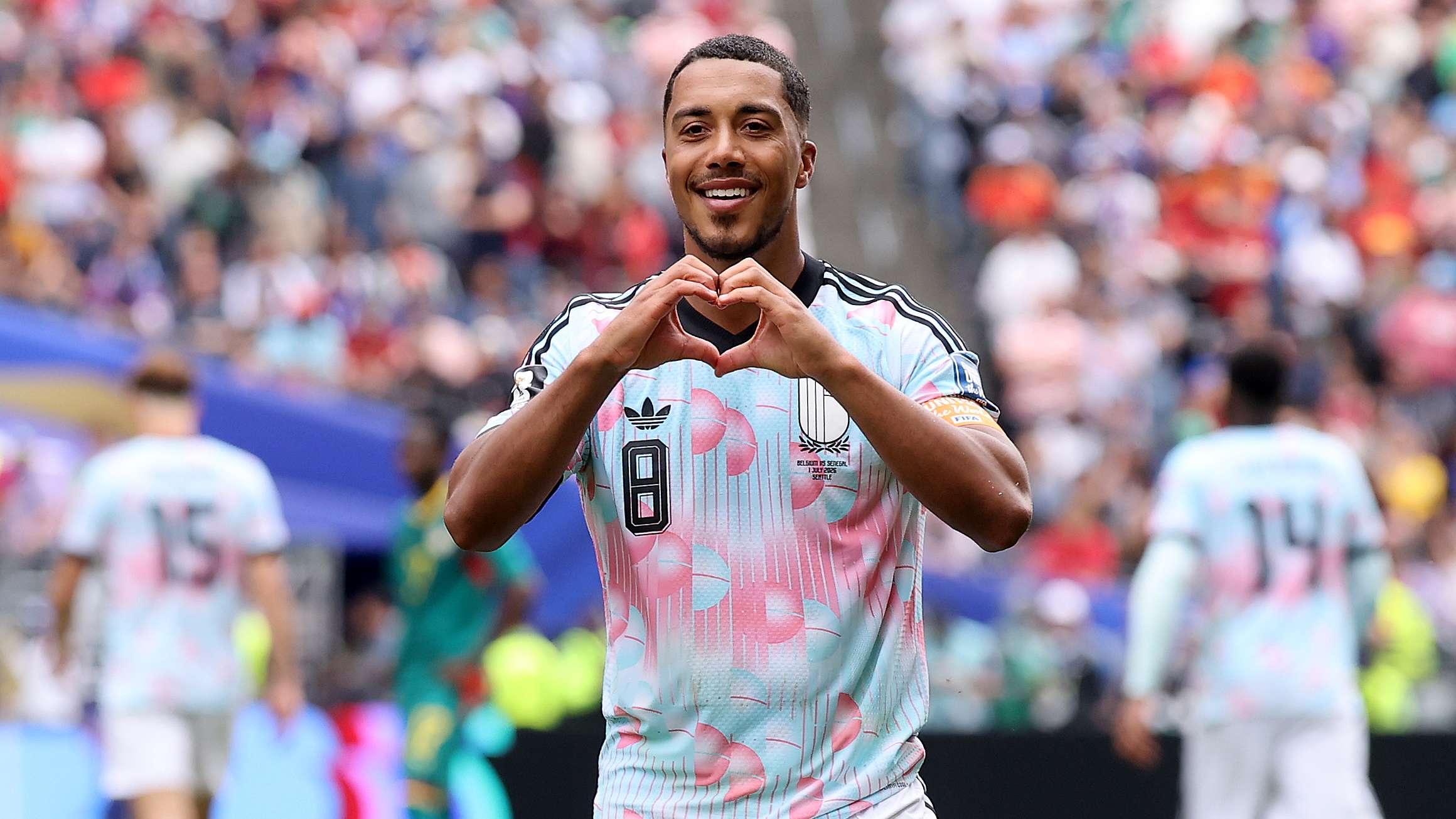 Man Utd set to seal shock Tielemans transfer after triggering £35m clause  