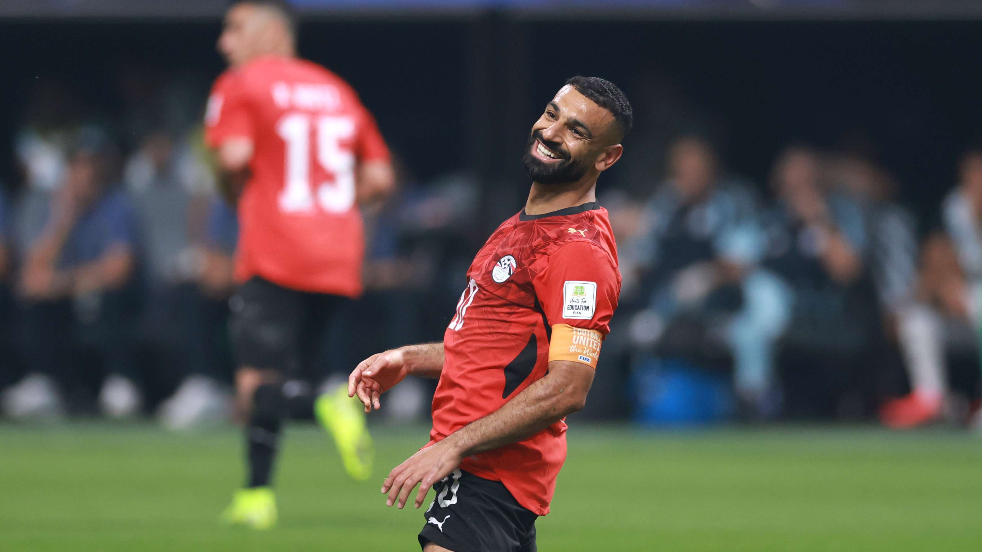 Direct questions.. Details of the meeting between Salah and Besiktas' coach  