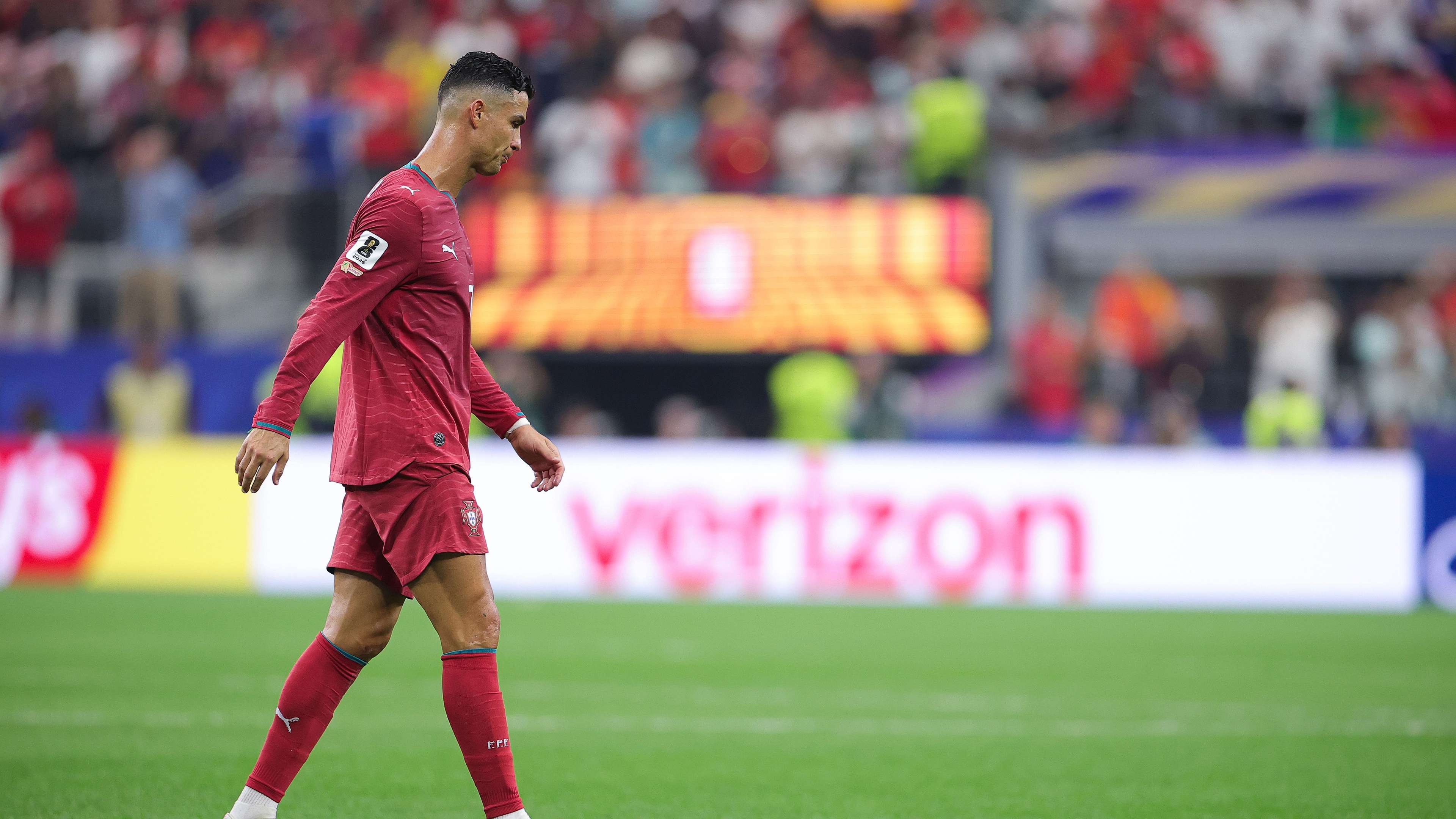 In a new photo: did Cristiano Ronaldo deliberately hit back at his critics?  
