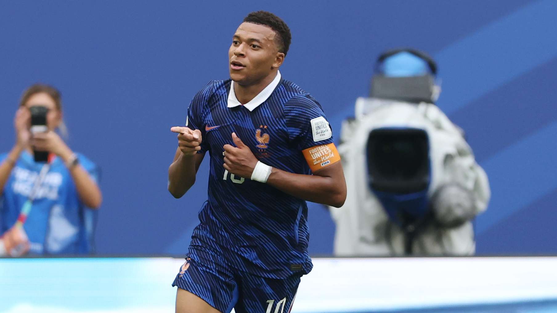 "Blockbuster deal".. Mbappe to Perez: I've convinced a World Cup star to join Real Madrid  