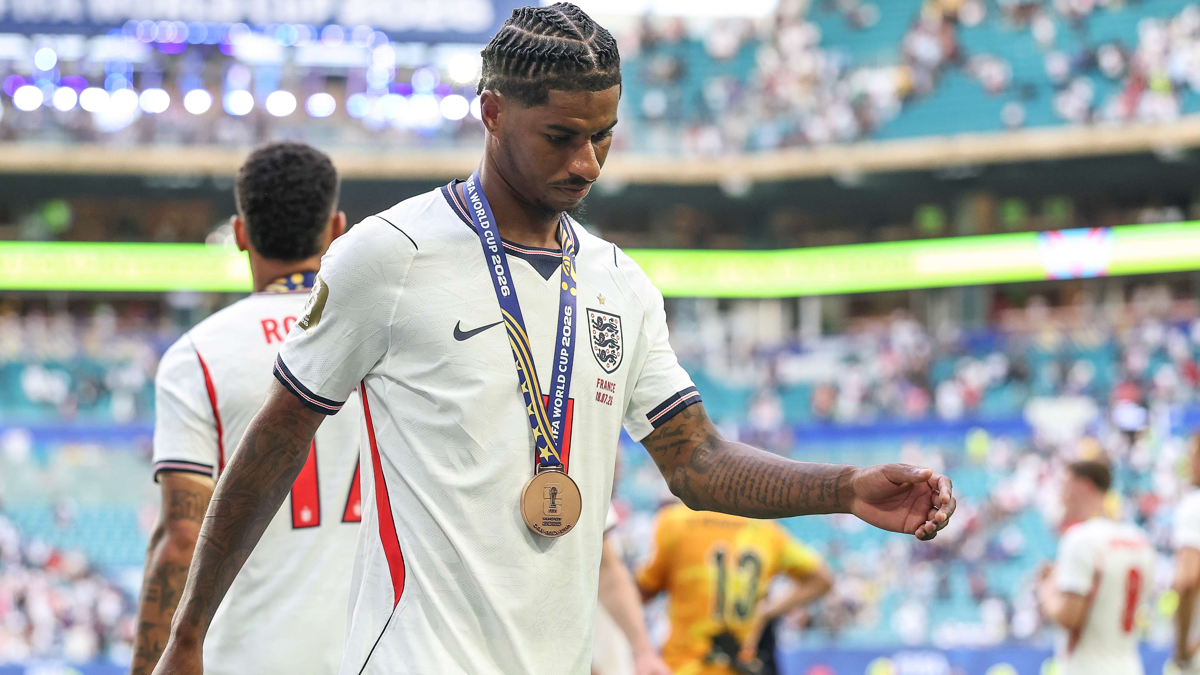 "The coach will like him": Rashford tipped for a surprise move regarding his future  
