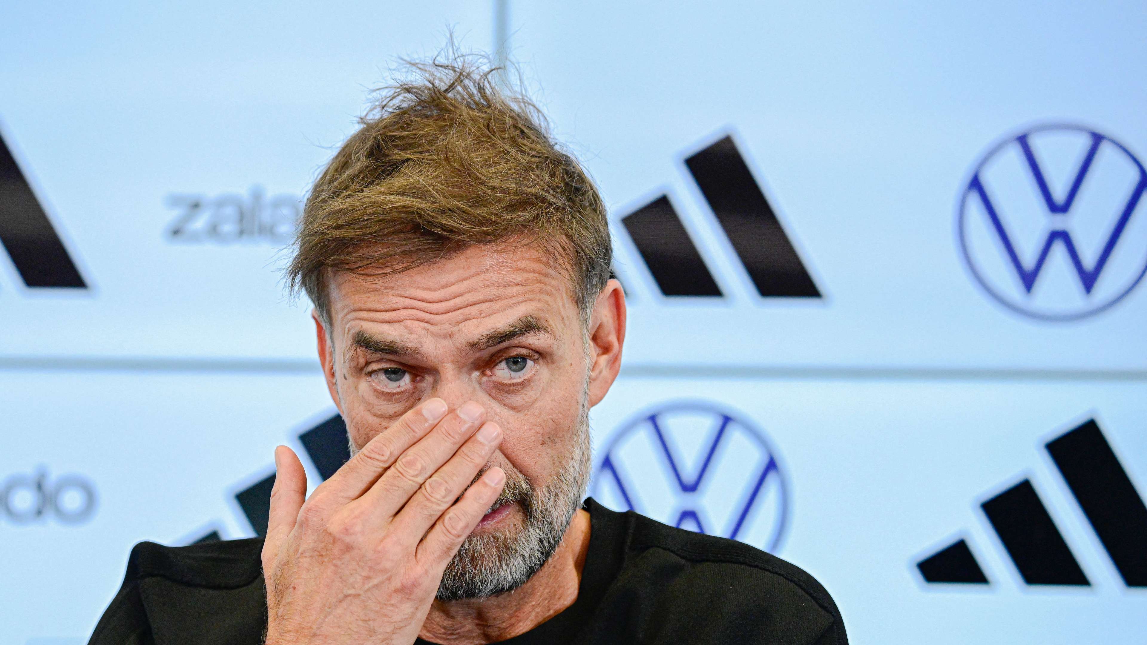 Klopp begins his Germany era with strong messages: if you go after my family, I will leave, and expect surprises  