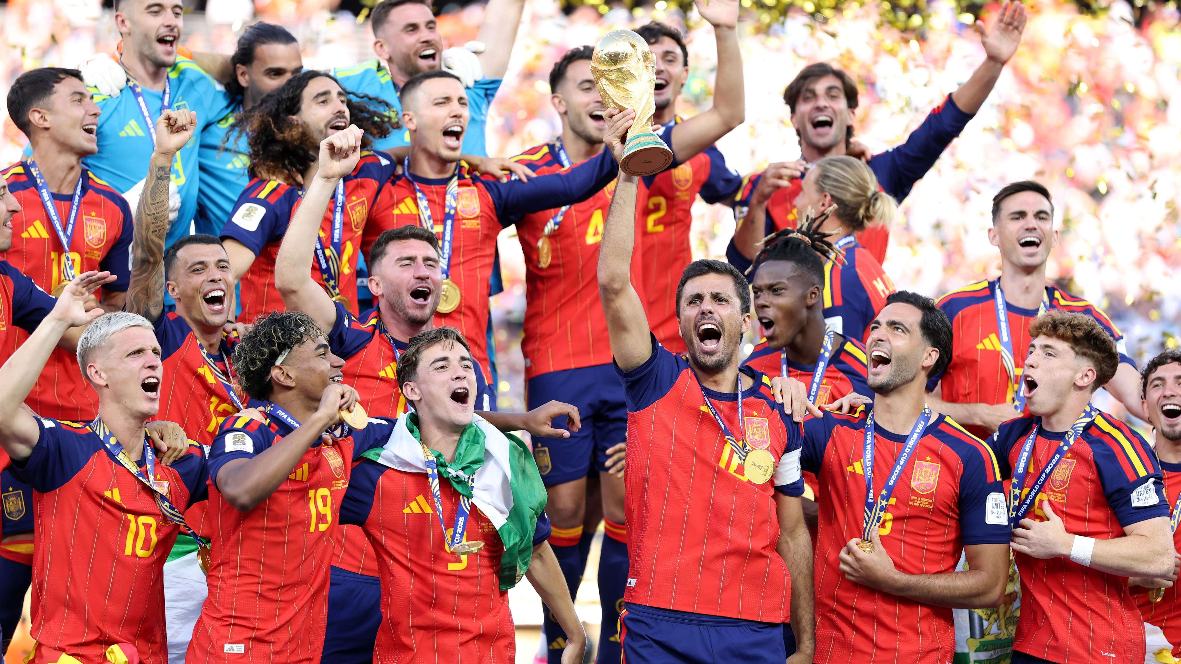The dream team of the World Cup.. an African surprise and controversial absences  
