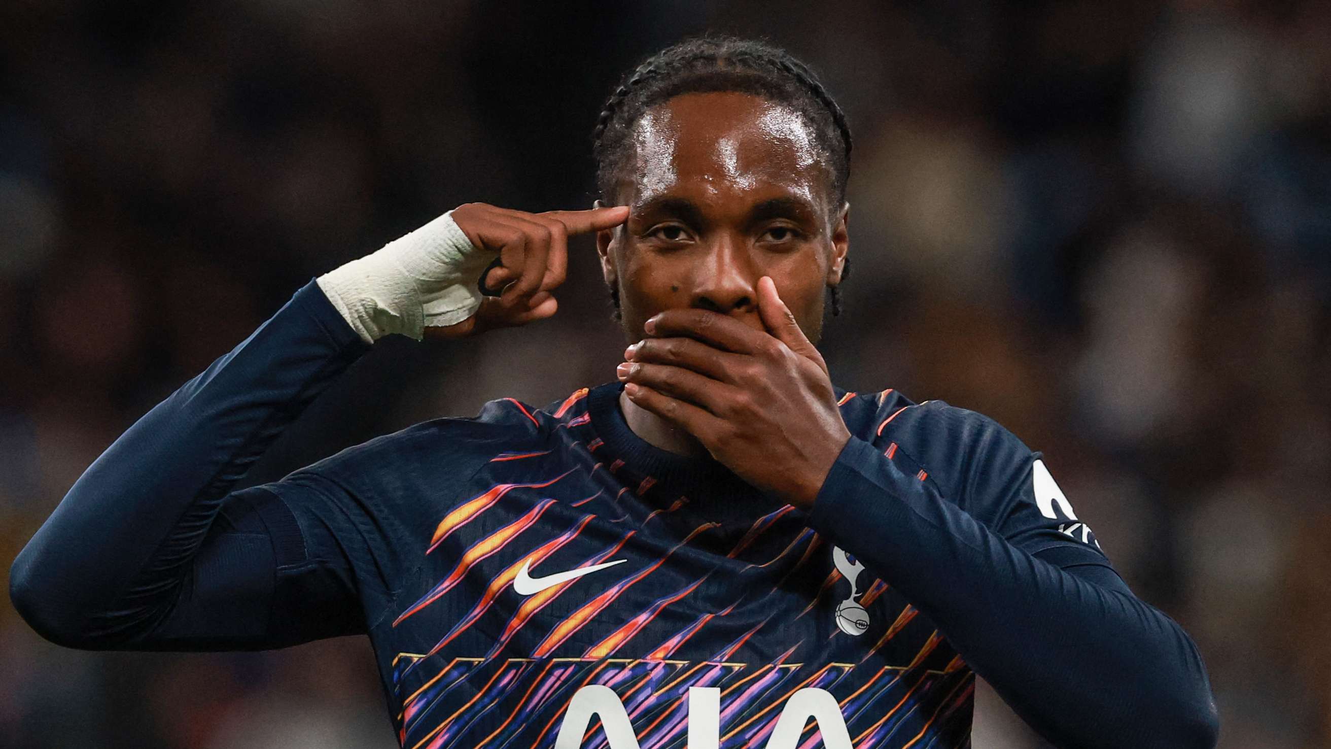 📽️ | Tel scores 25-yard free-kick as Spurs beat Sydney on penalties  