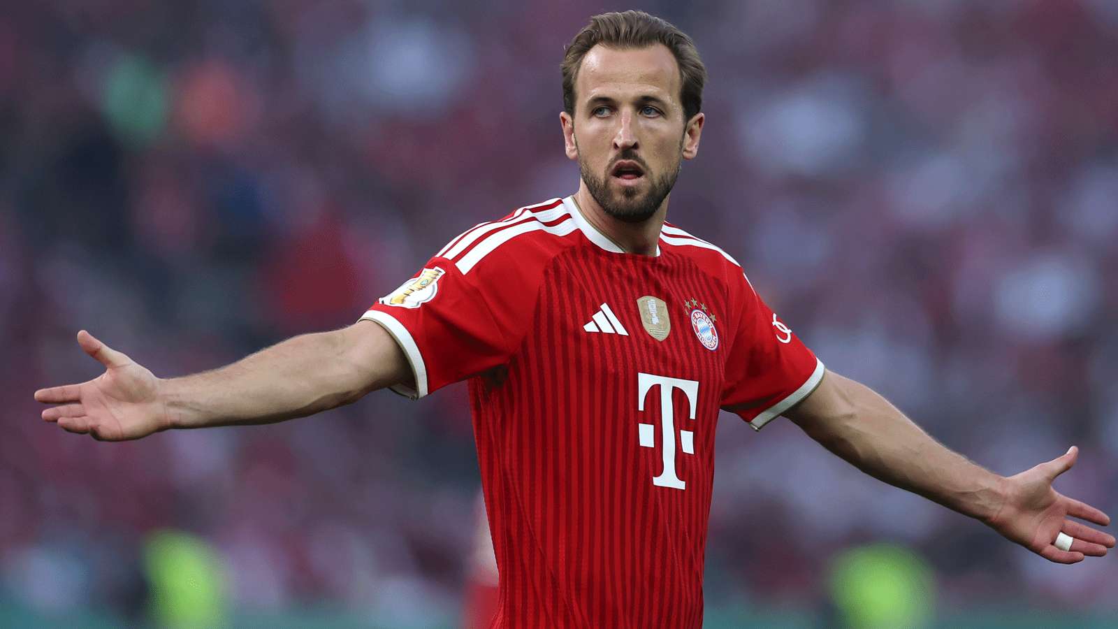 Are Bayern Munich bringing in a Premier League striker as back-up for Kane?  