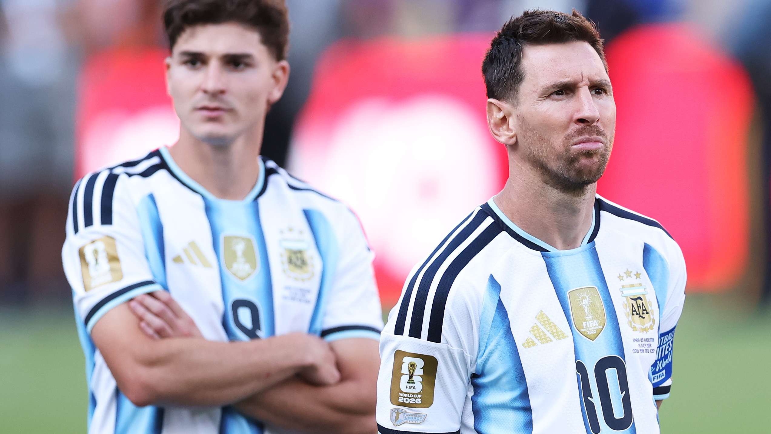 New footage: the World Cup final referee's words to Messi ignite the anger of Spanish fans  