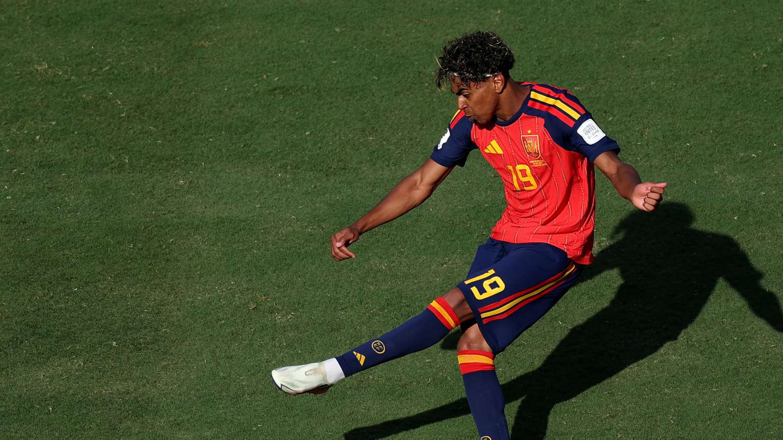 Not Rodri or Álvarez: Yamal picks the ideal signing for Barcelona  