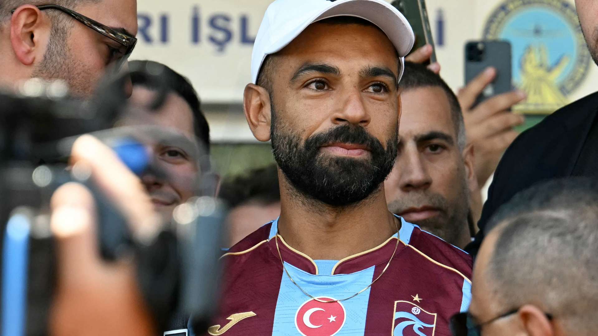 Via Salah: details of Trabzonspor's offer to sign the Al-Hilal star  