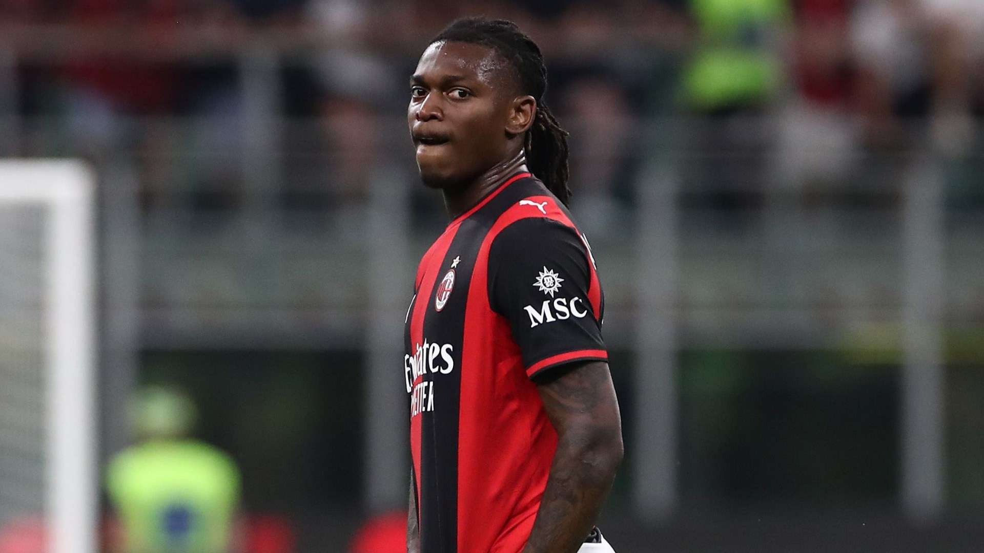 "Leao, a negative influence": the Portuguese once again responds on social media: "You are lying"  