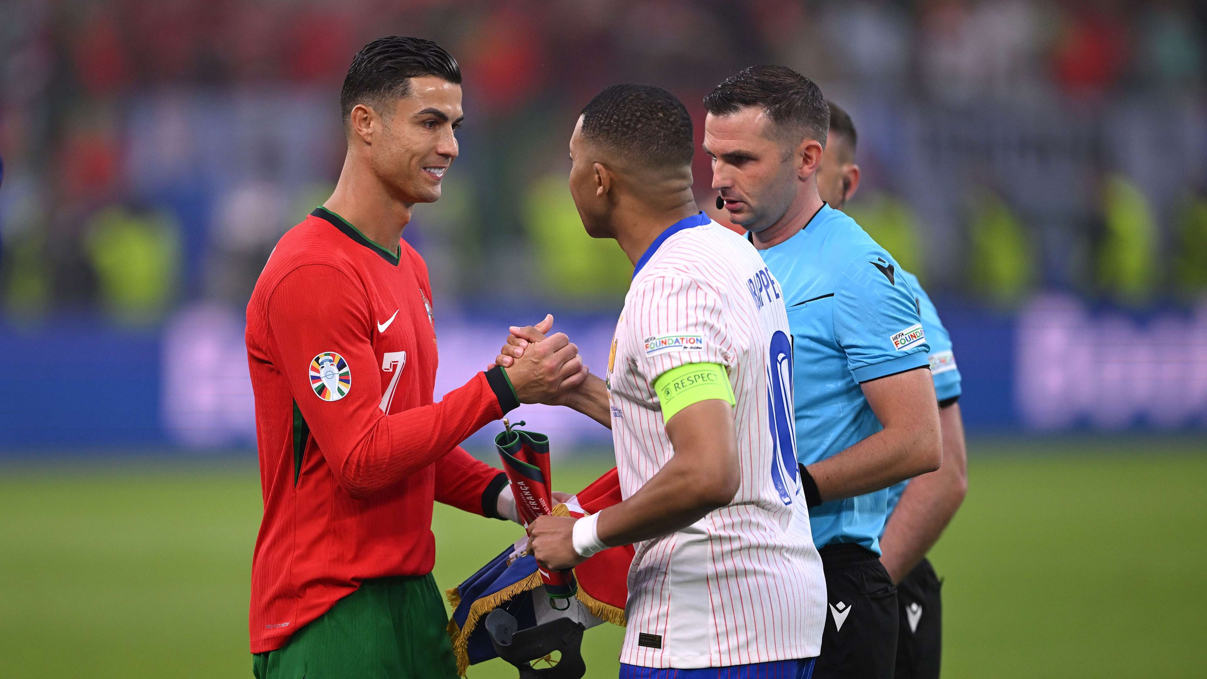 Mbappé threatens Ronaldo's historic record with Real Madrid: will he win the race?  