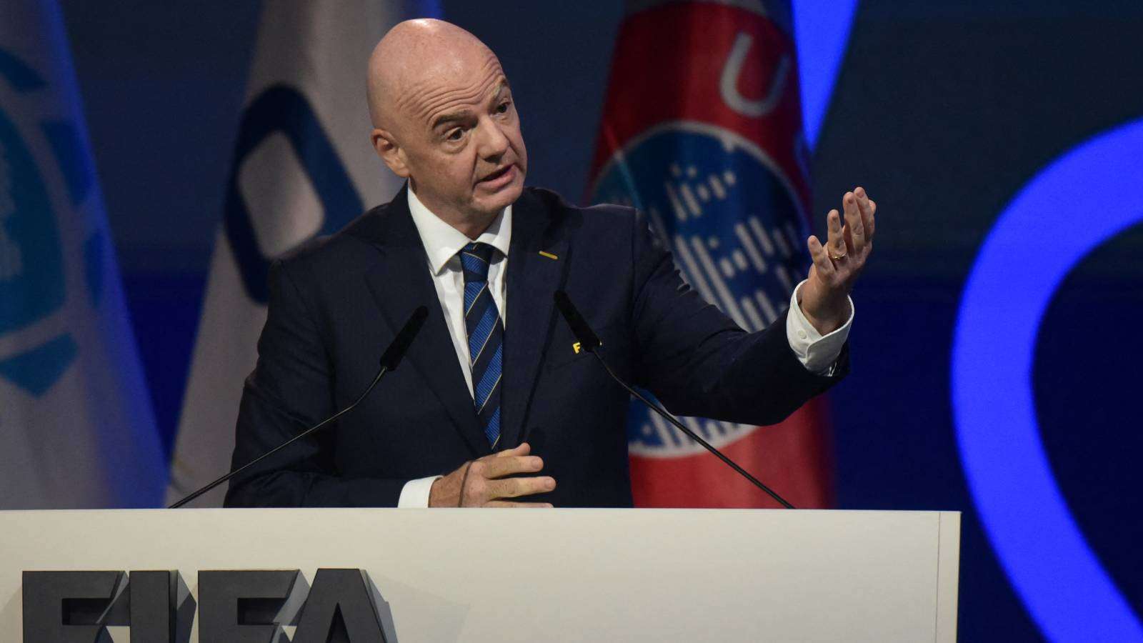Infantino's senior adviser announces his resignation and reveals details of a proposal to sell the World Cup  
