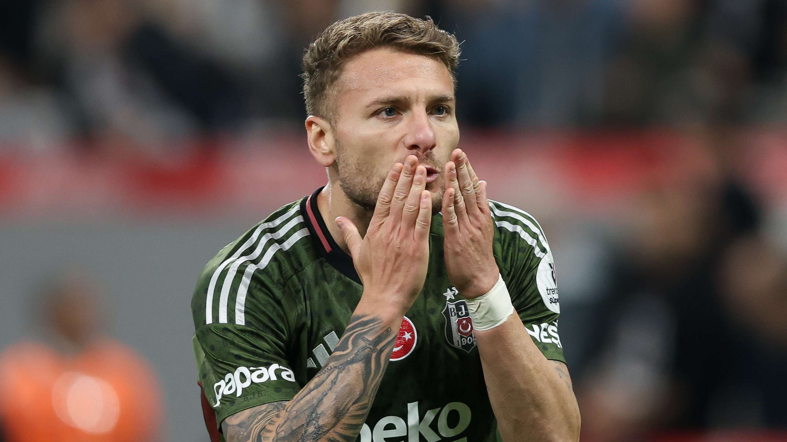 Ciro Immobile in tears among his teammates: he announces the end of his football career  