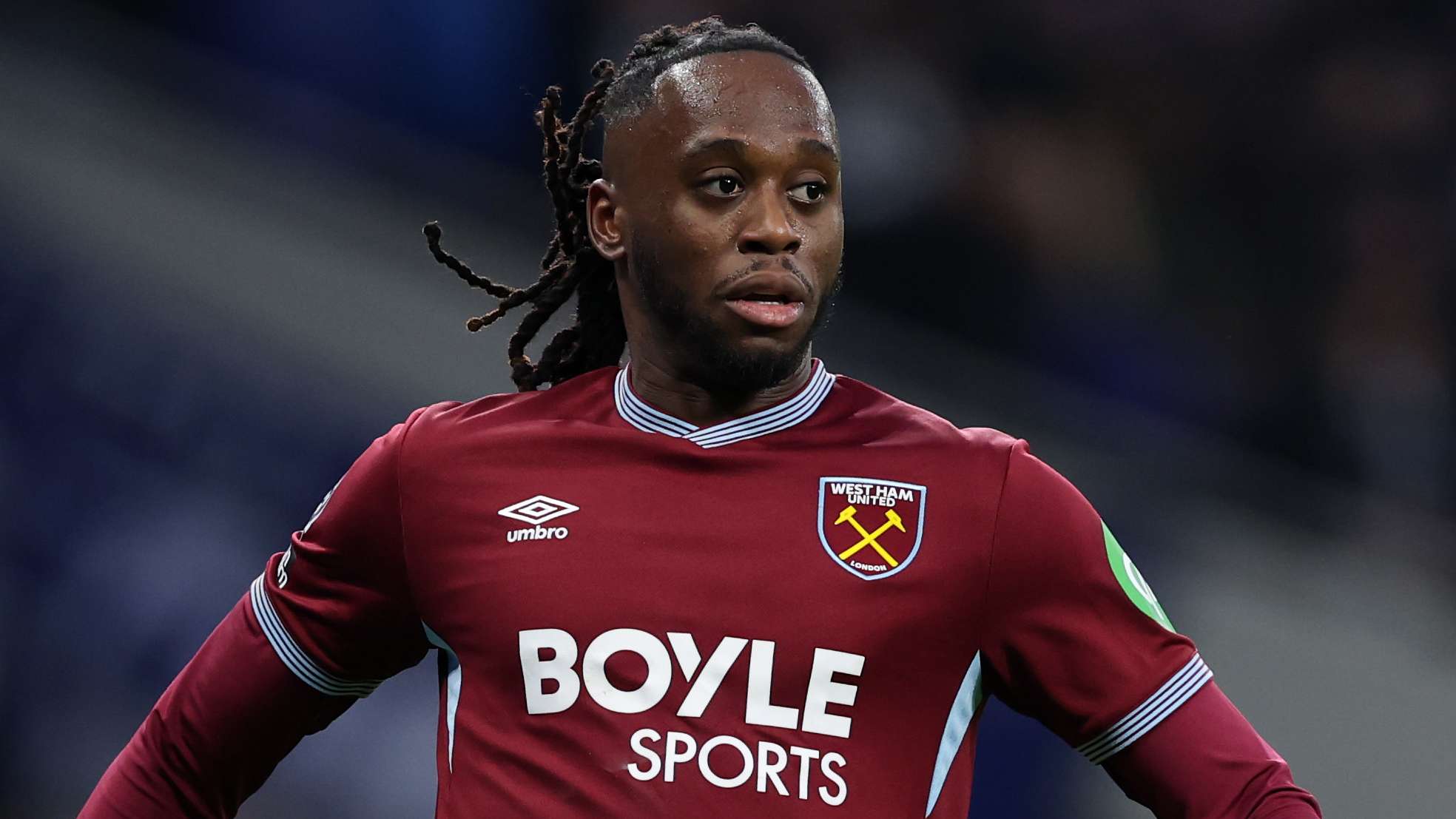 Villa open Wan-Bissaka talks with West Ham  