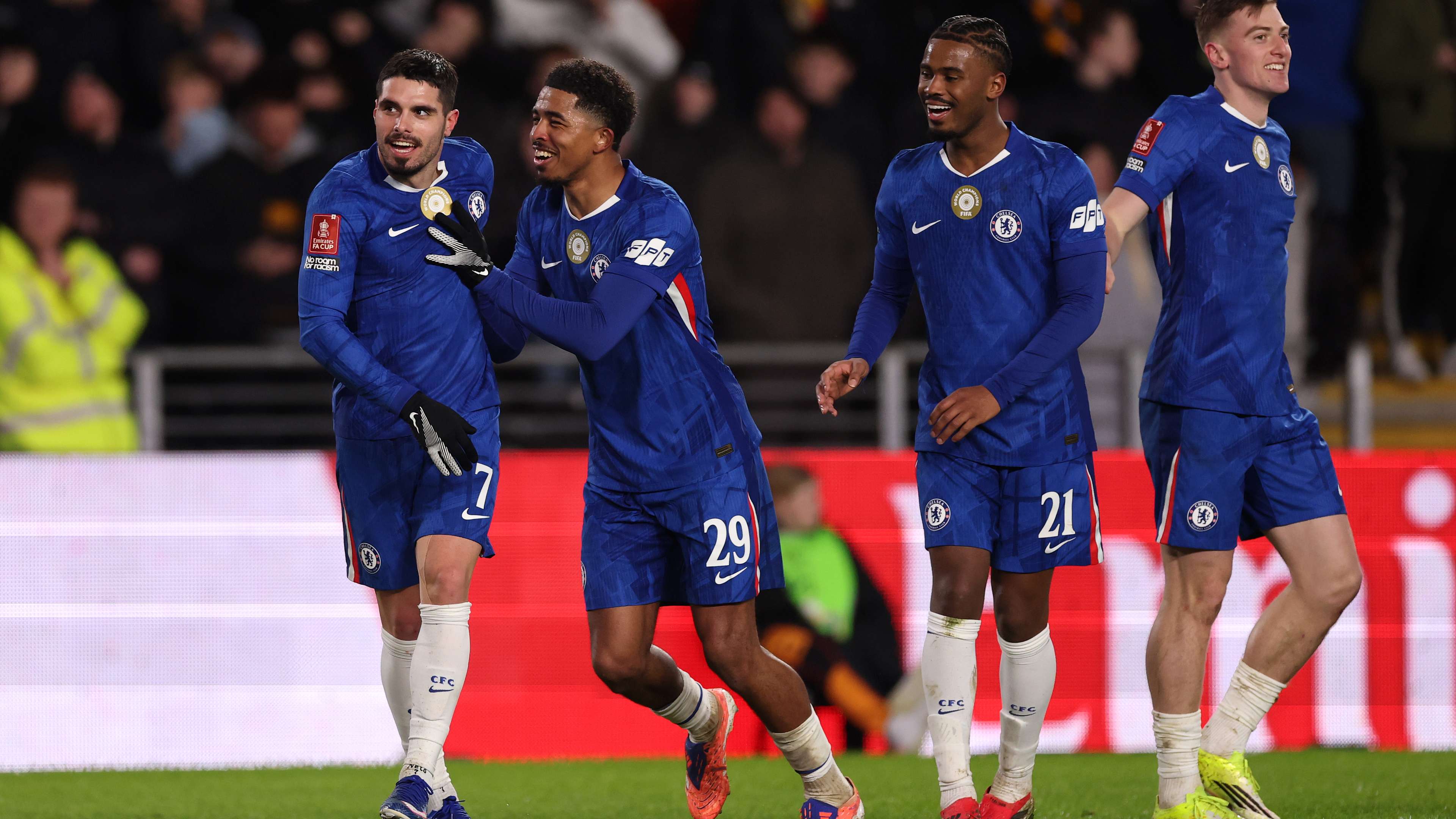 Amid interest from Al-Hilal and Premier League giants: Chelsea set an astronomical price to sell their star  