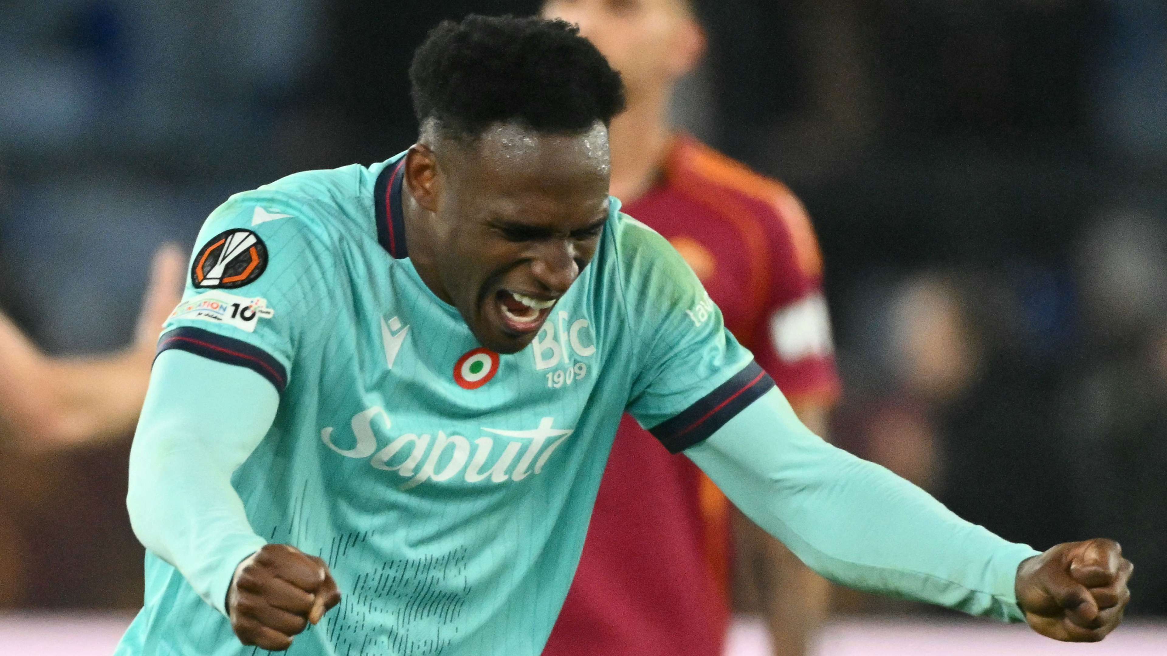 Man Utd and Chelsea eye Bologna defender in €25m transfer move  