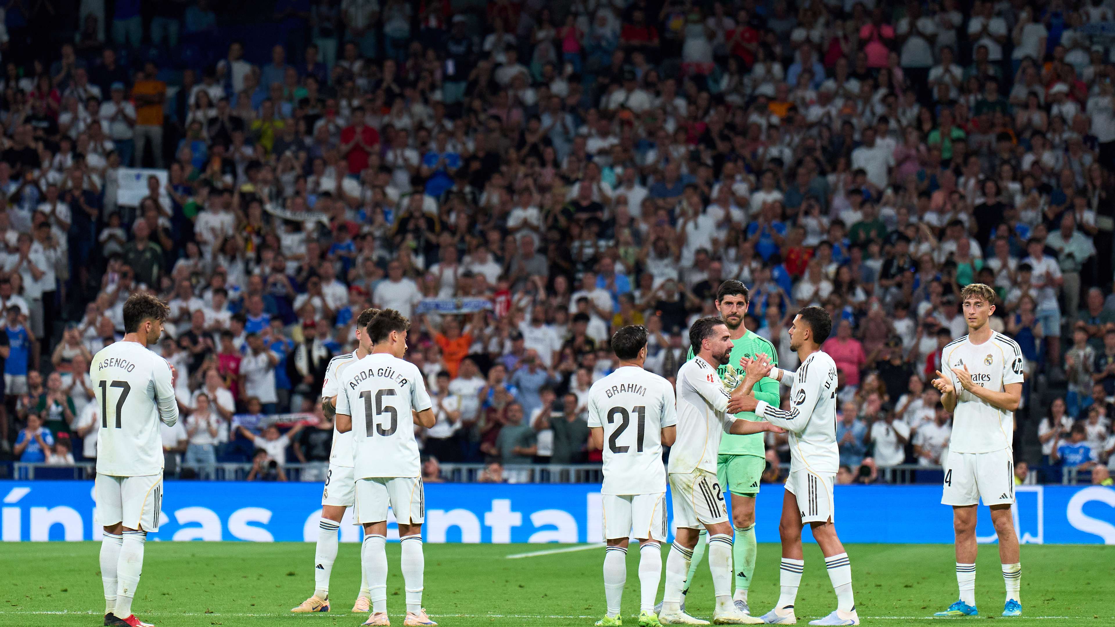 Hourglass and a Champions League ball: a Real Madrid star sets speculation alight over his future  