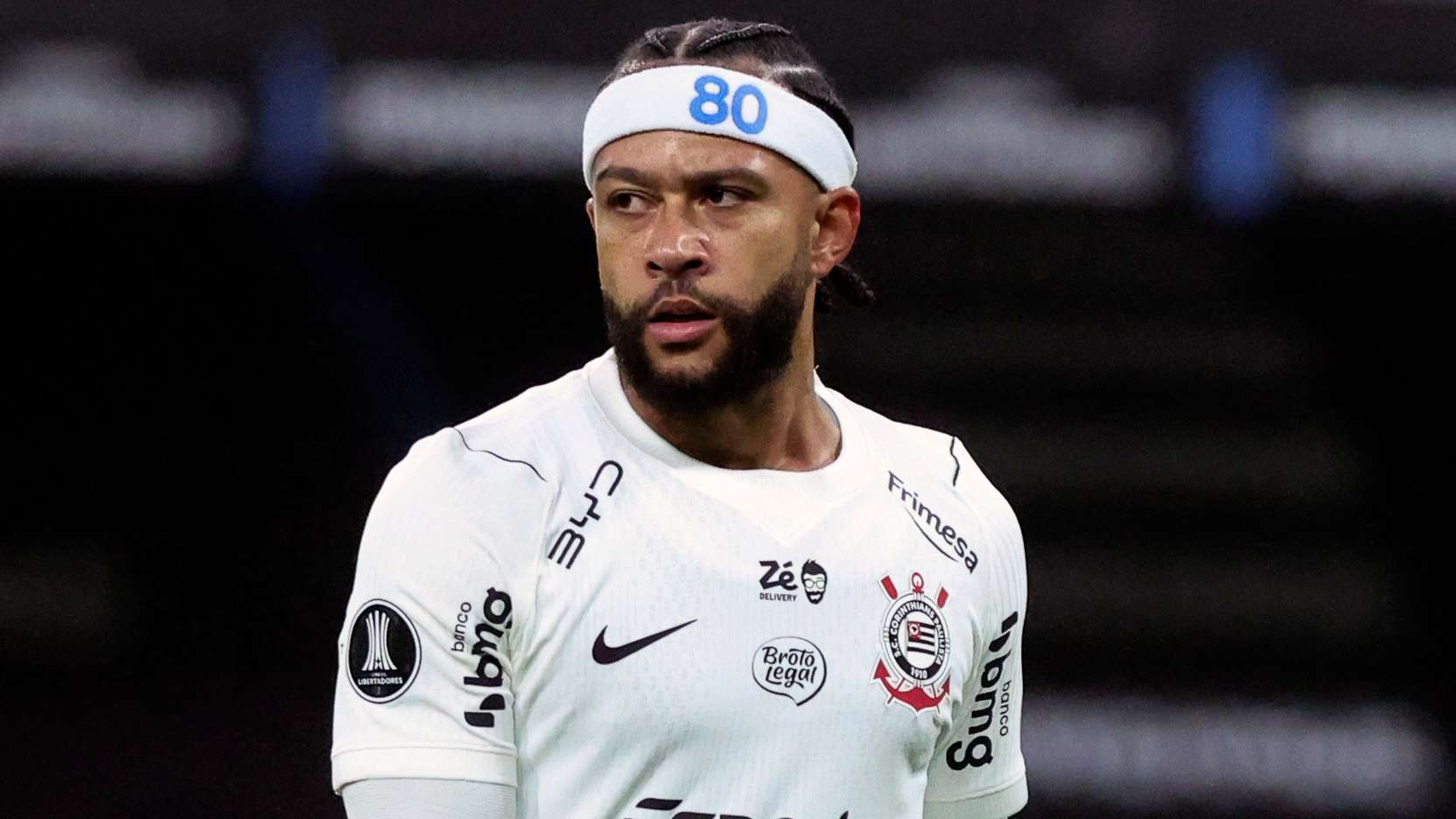 Death threats change Corinthians' stance towards Depay  