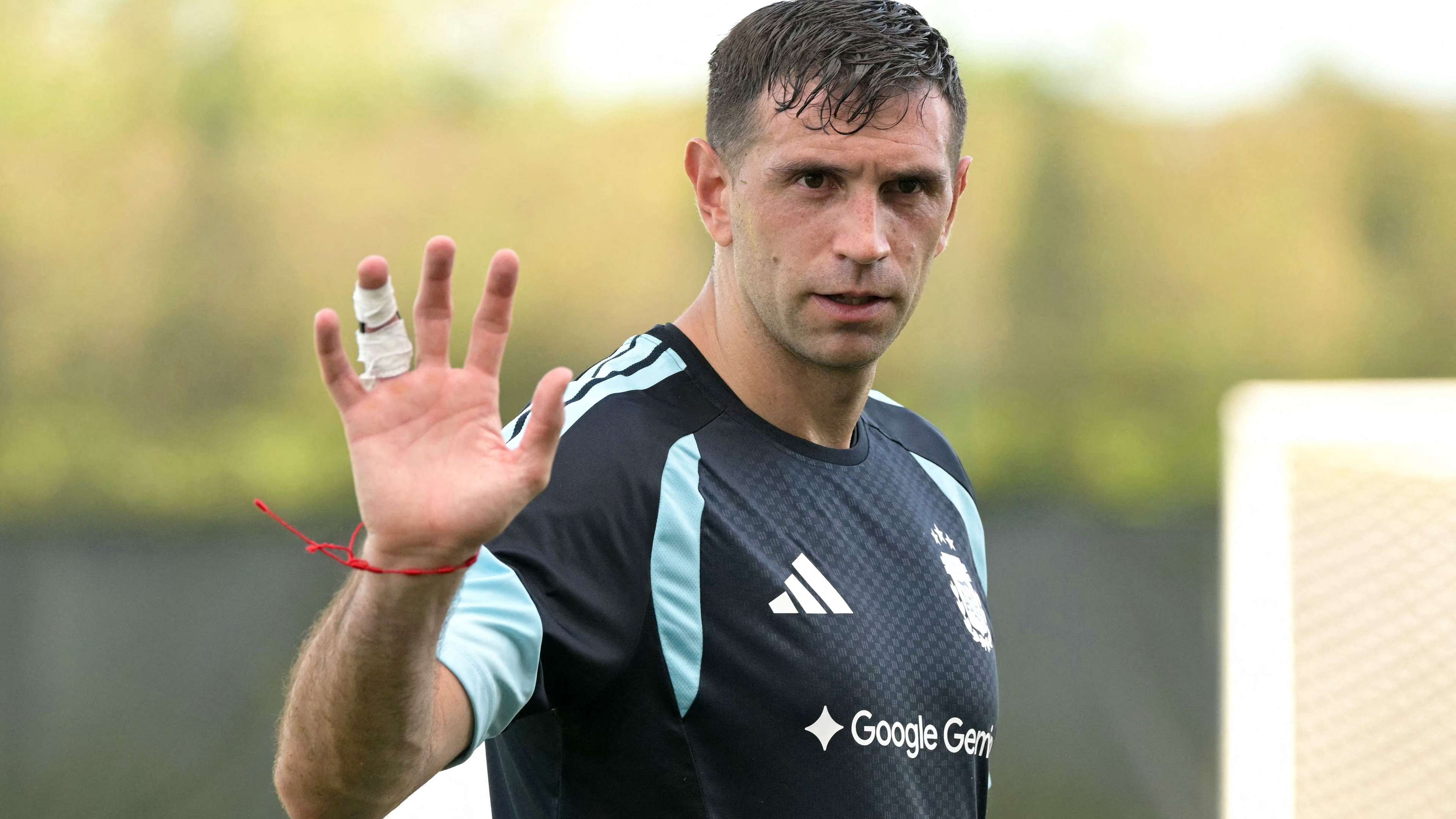 Martinez's finger pushes Juventus towards an alternative deal from the Premier League  