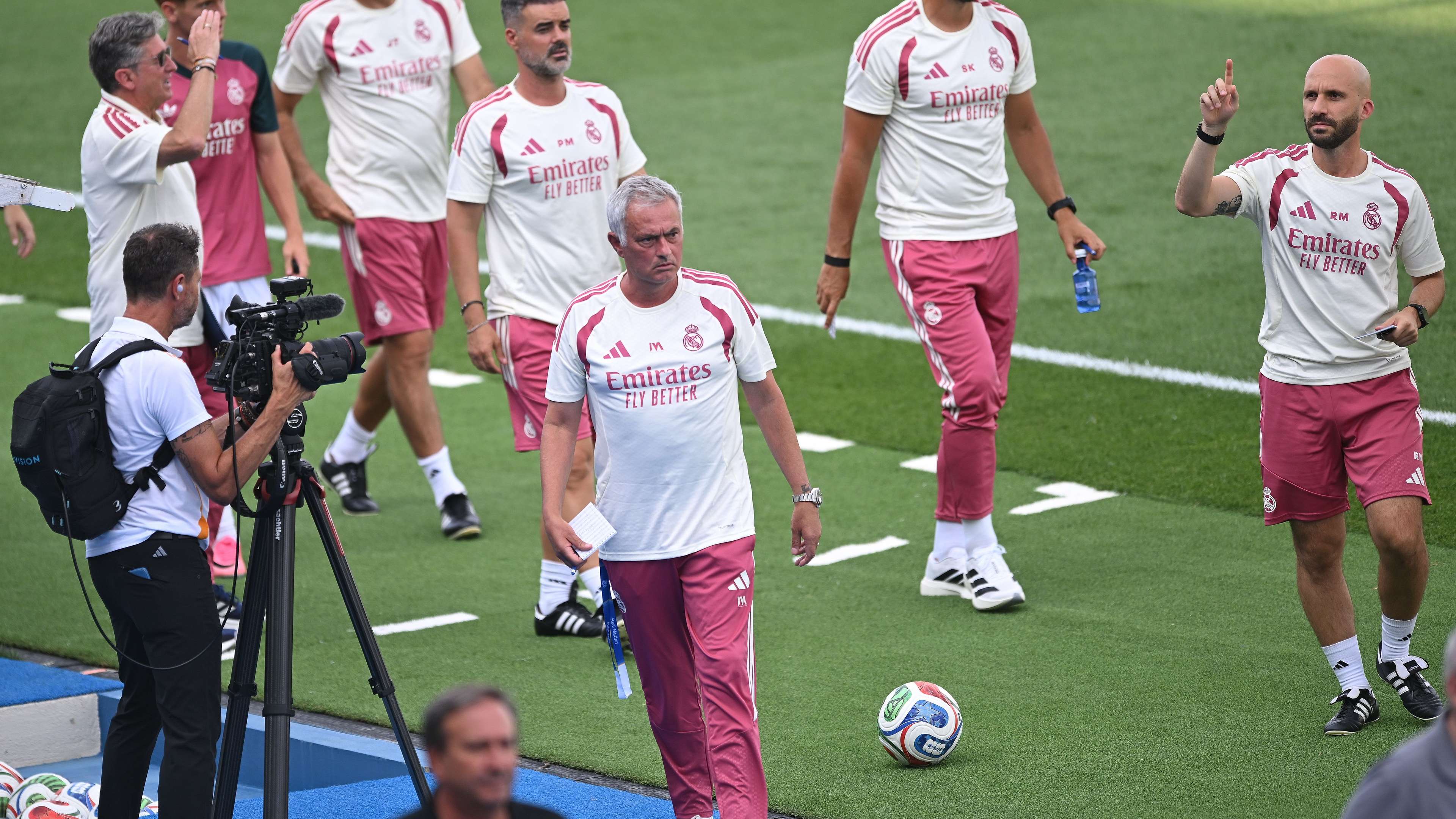 Real Madrid abandon long-standing Bernabeu tradition  