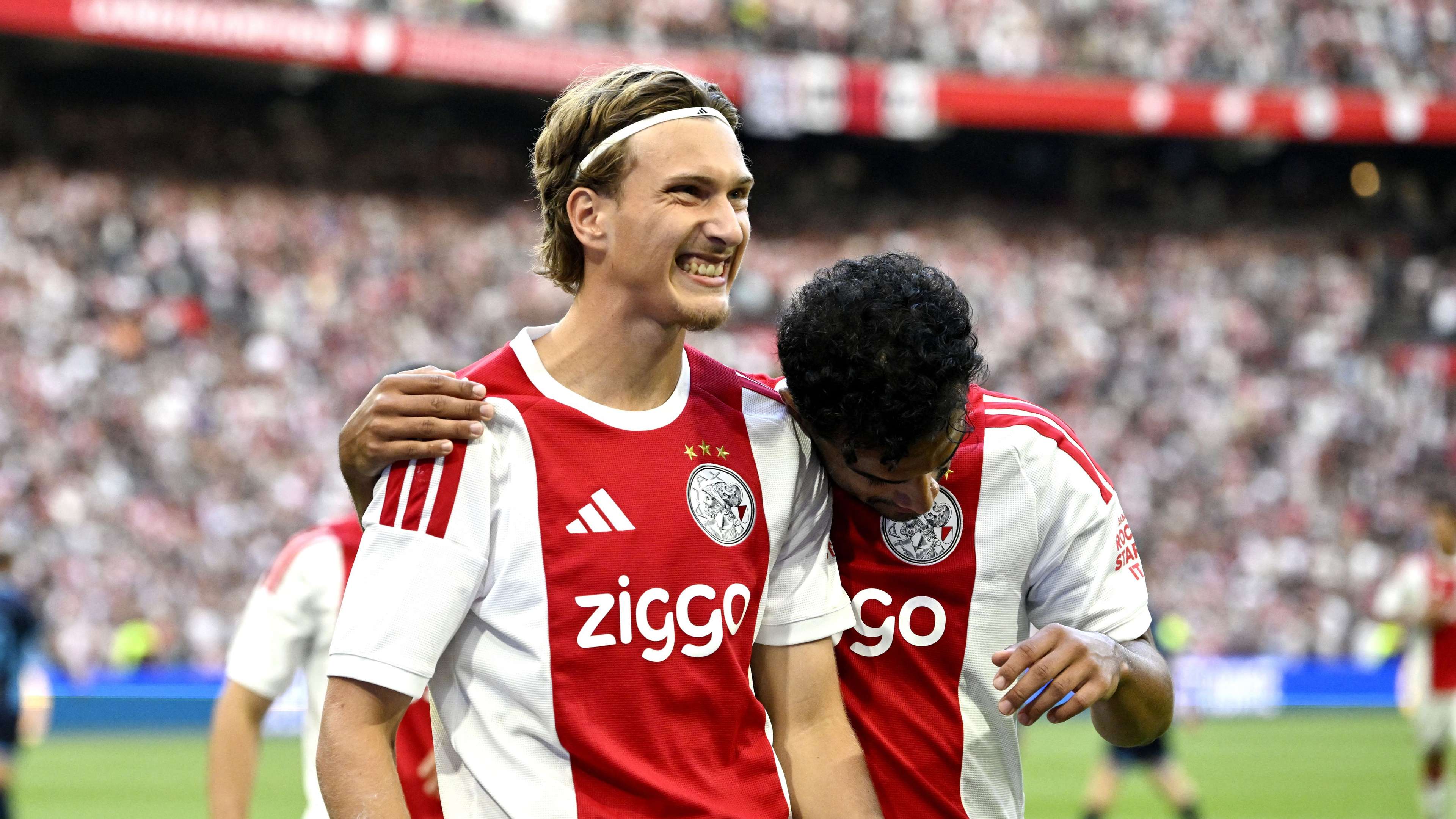 PSG sign Ajax youngster for mega fee - adviser reveals details  